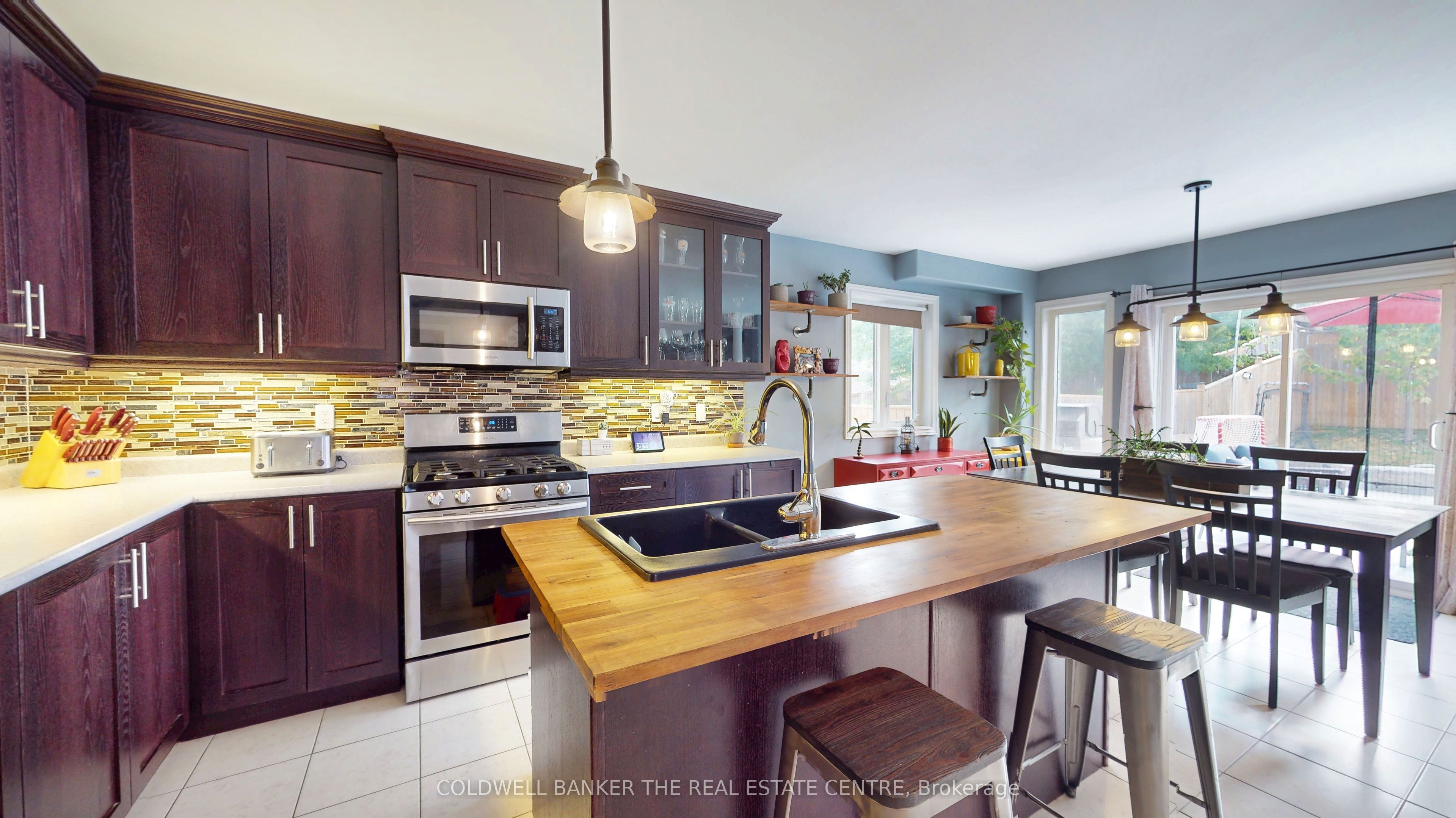 3086 Emperor Drive Property Photo 12