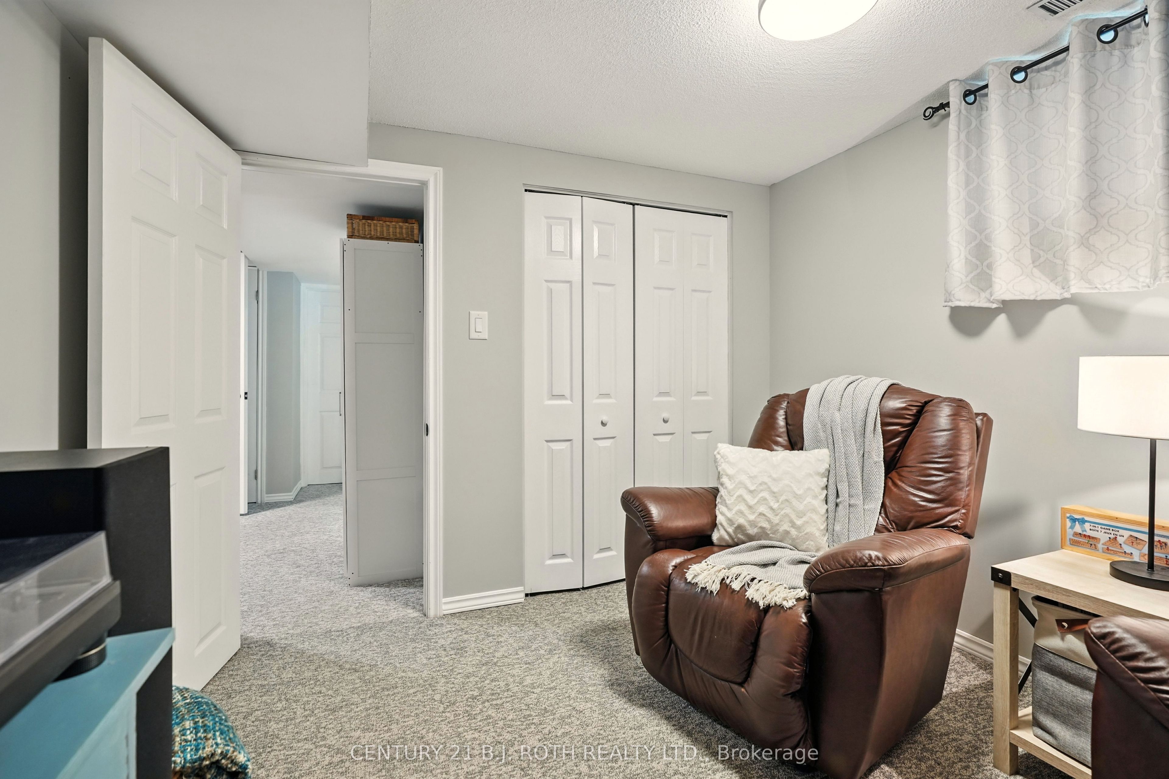 55 Holly Meadow Rd Property Photo 34