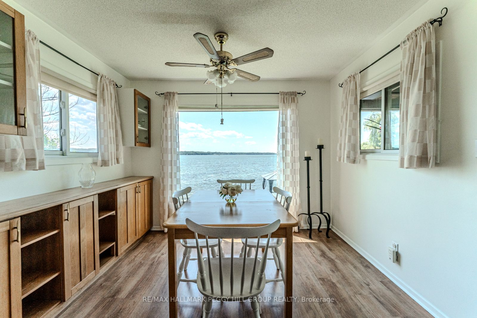 5580 Penetanguishene Road Property Photo 8