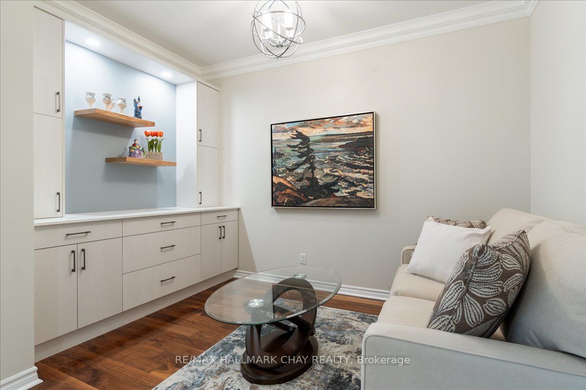 33 Ellen Street 1108 Property Photo 4