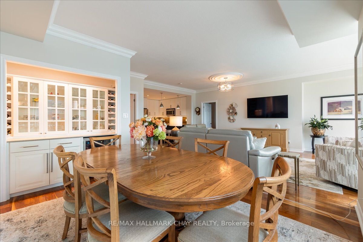 33 Ellen Street 1108 Property Photo 19