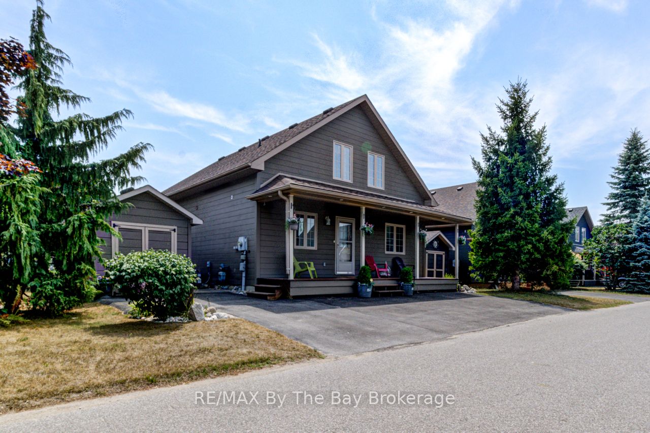 47 Madawaska Trail Property Photo 1
