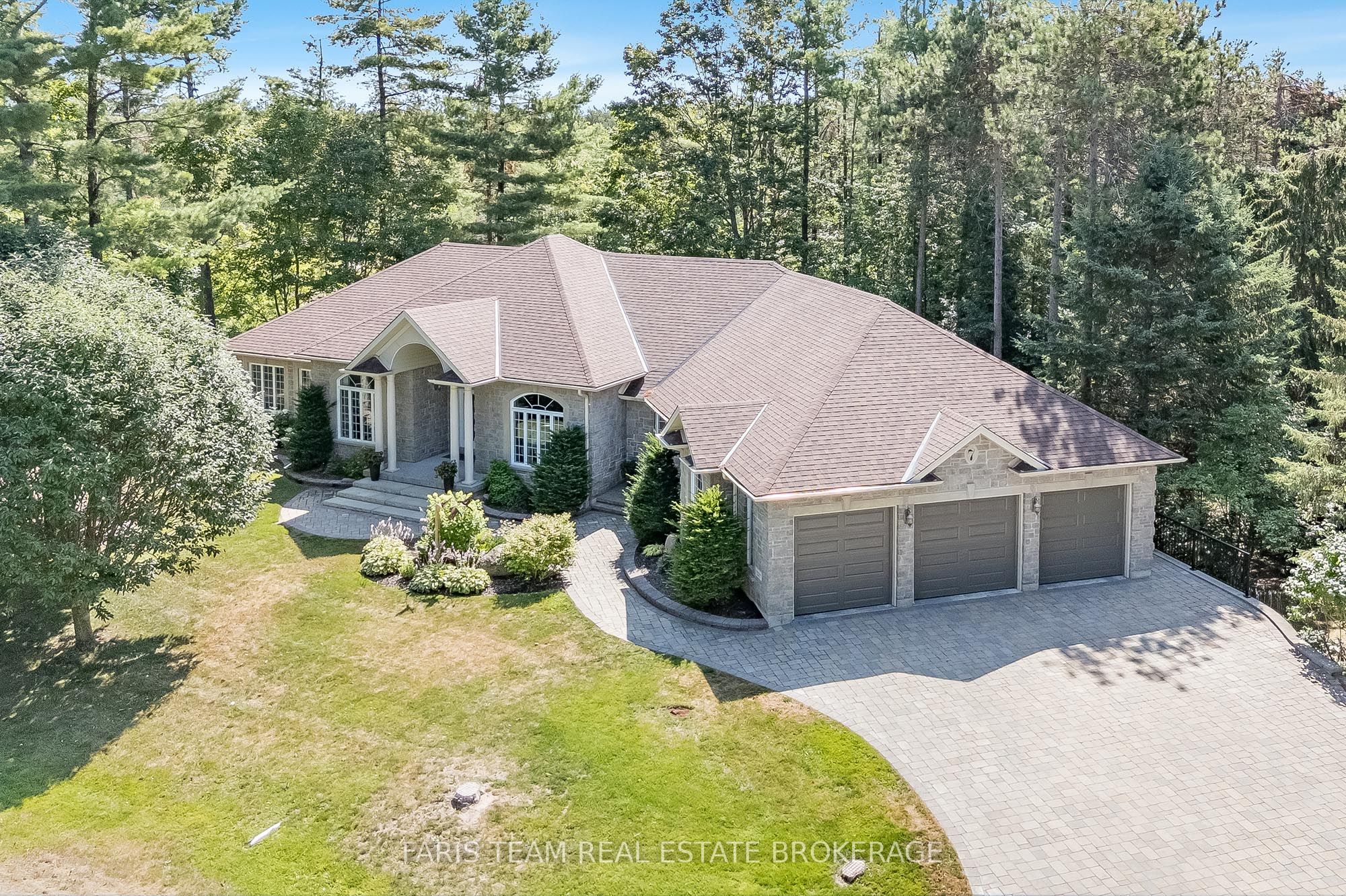 7 Highland Dr