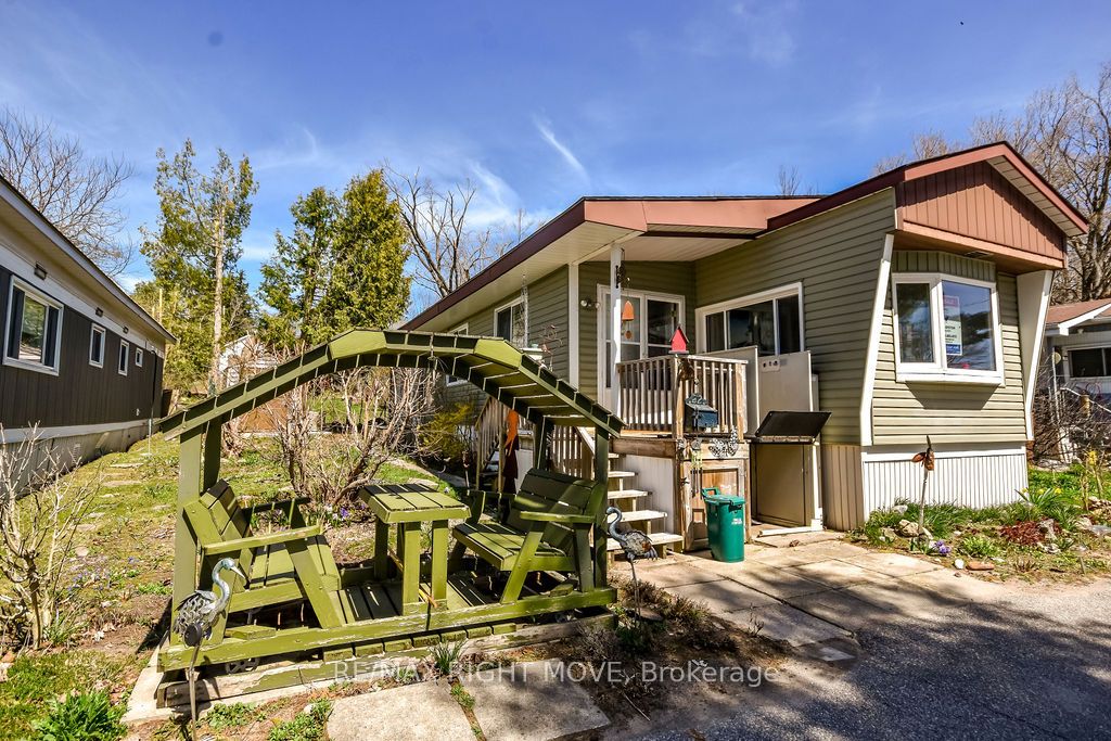 26 Dunn Ave Property Photo 1