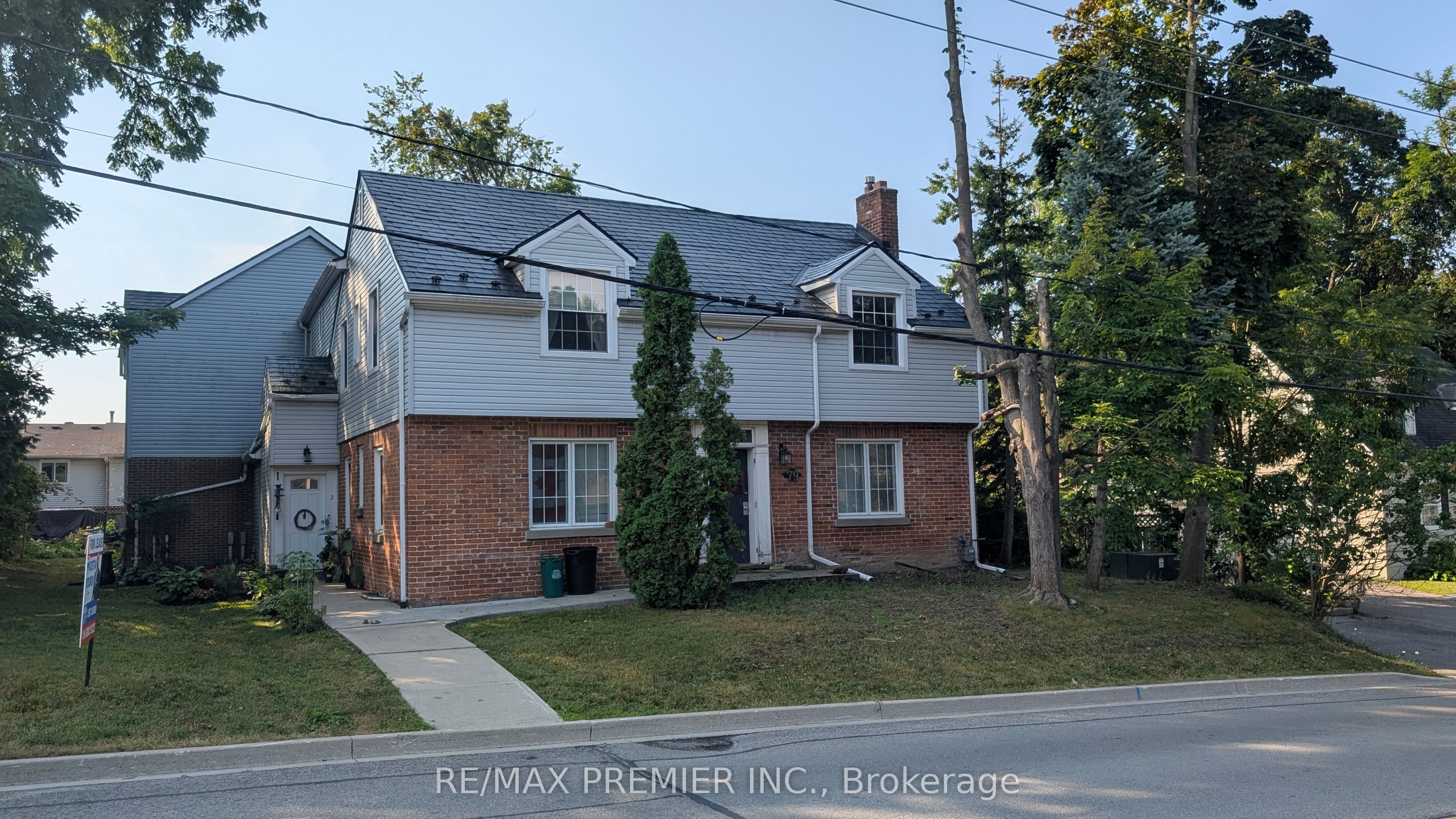 79 Wellington Street E 4 Property Photo 1