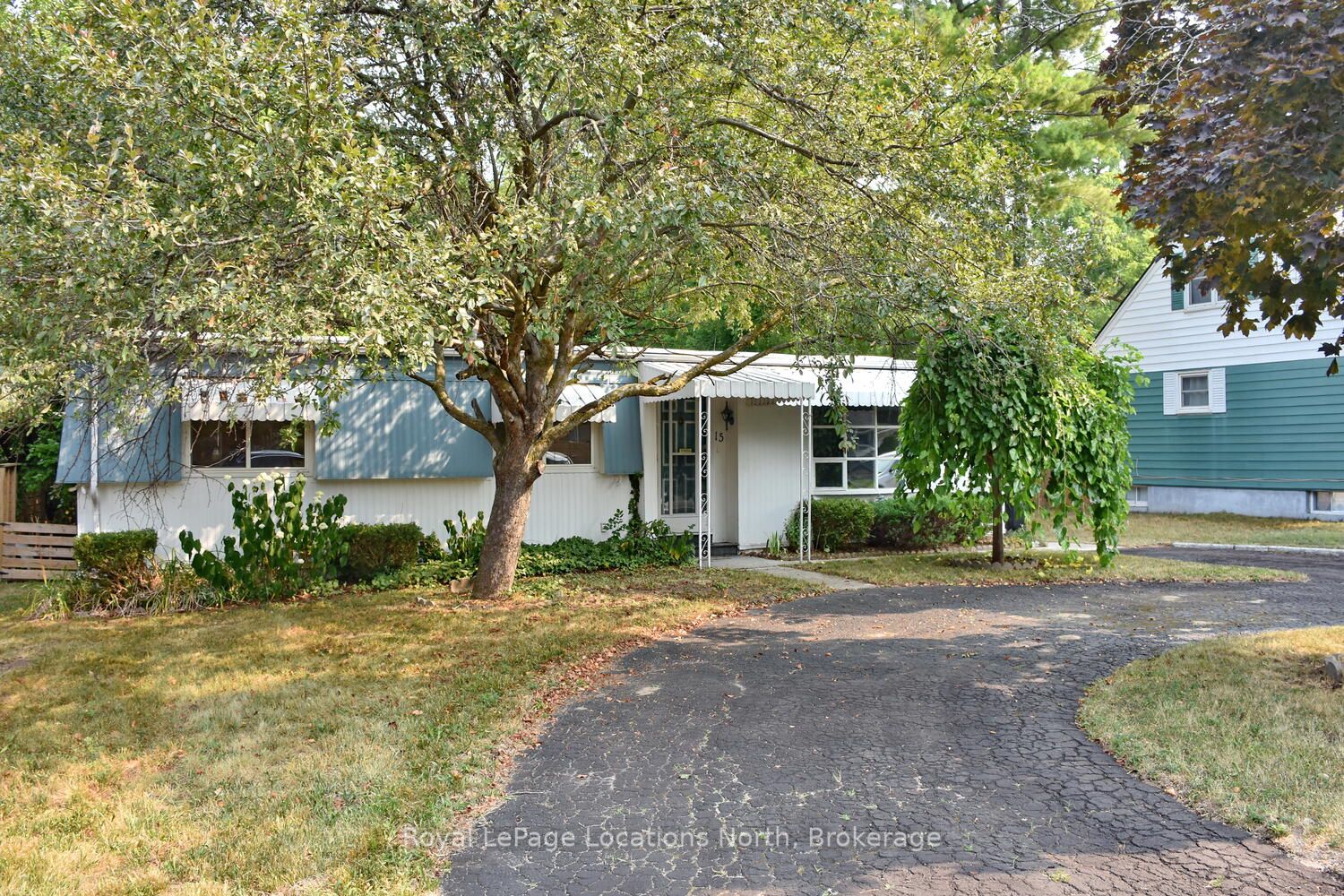15 Fair St Property Photo 1