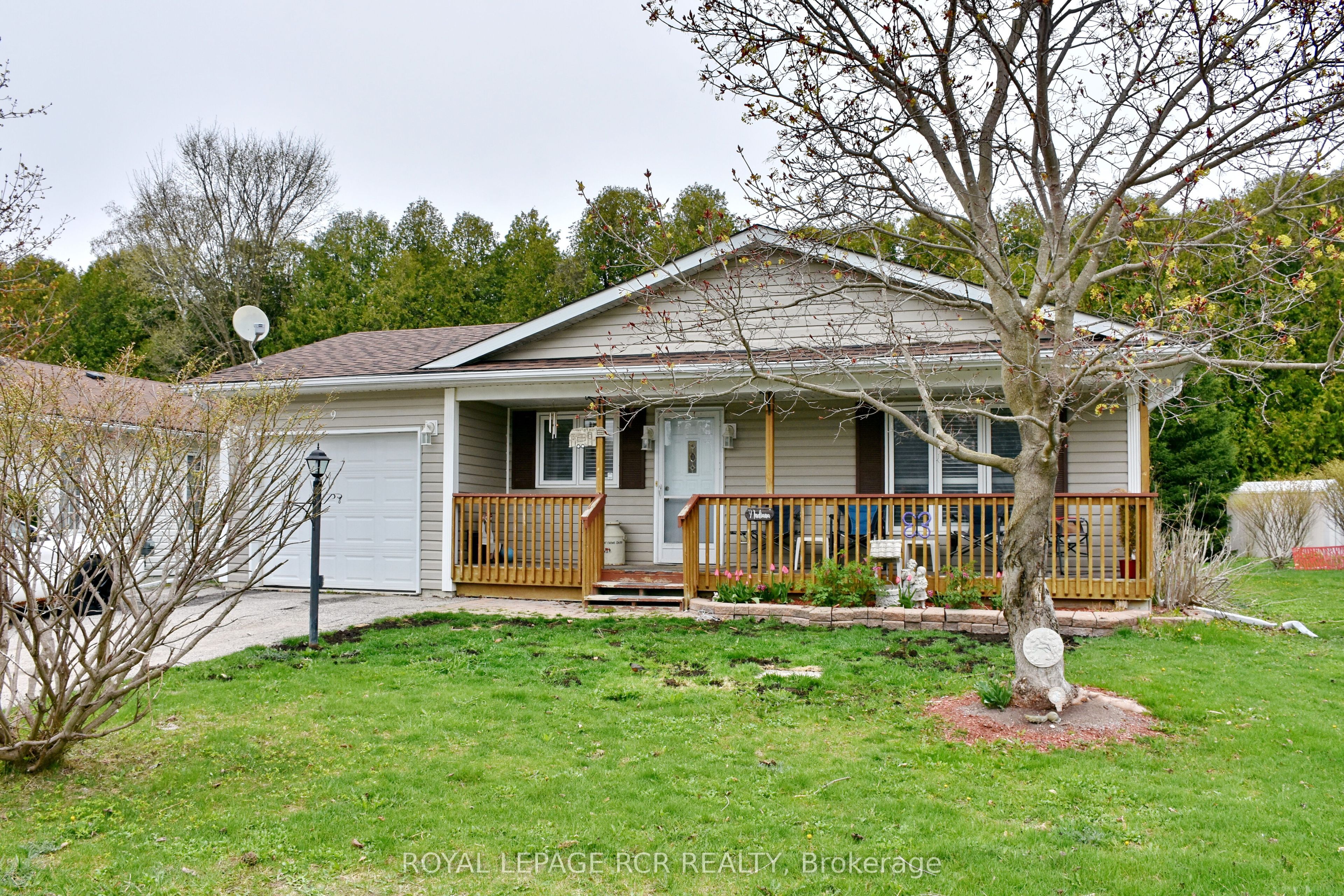 9 Indiana Avenue Property Photo 1