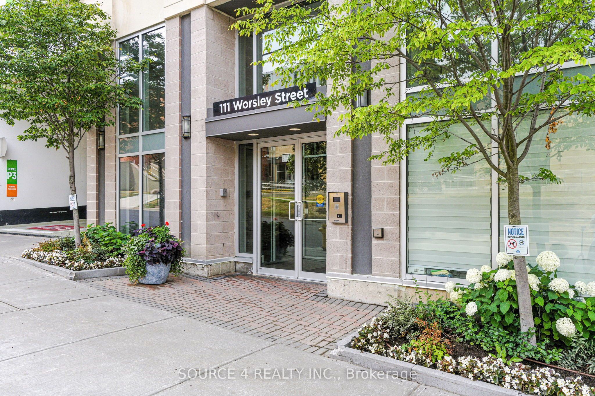 111 Worsley St Property Photo 1