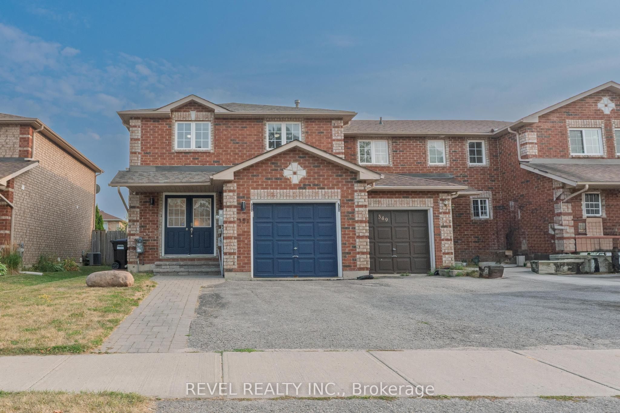 351 Dunsmore Ln Property Photo 1