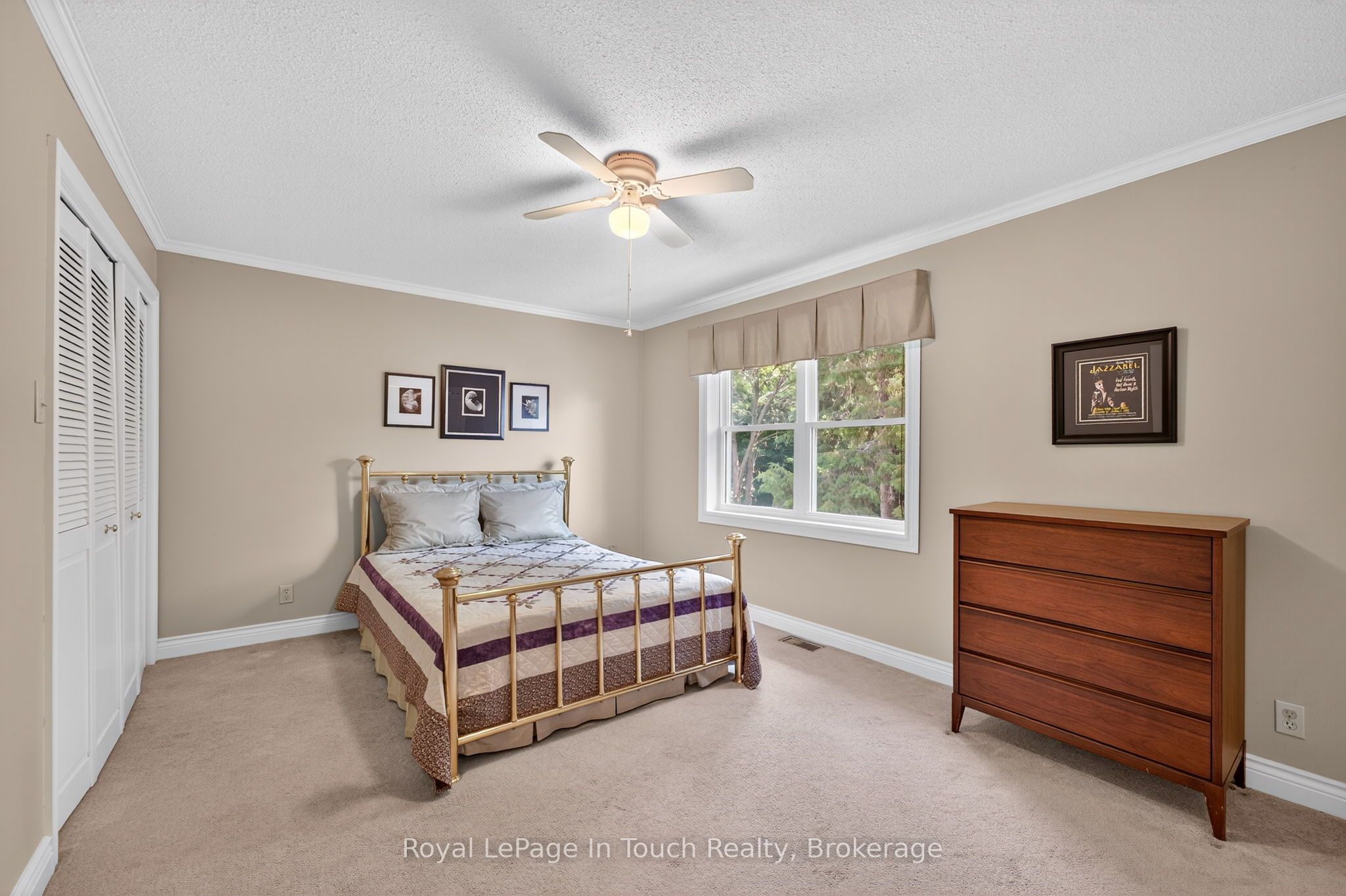 56 Robert Street E Property Photo 18