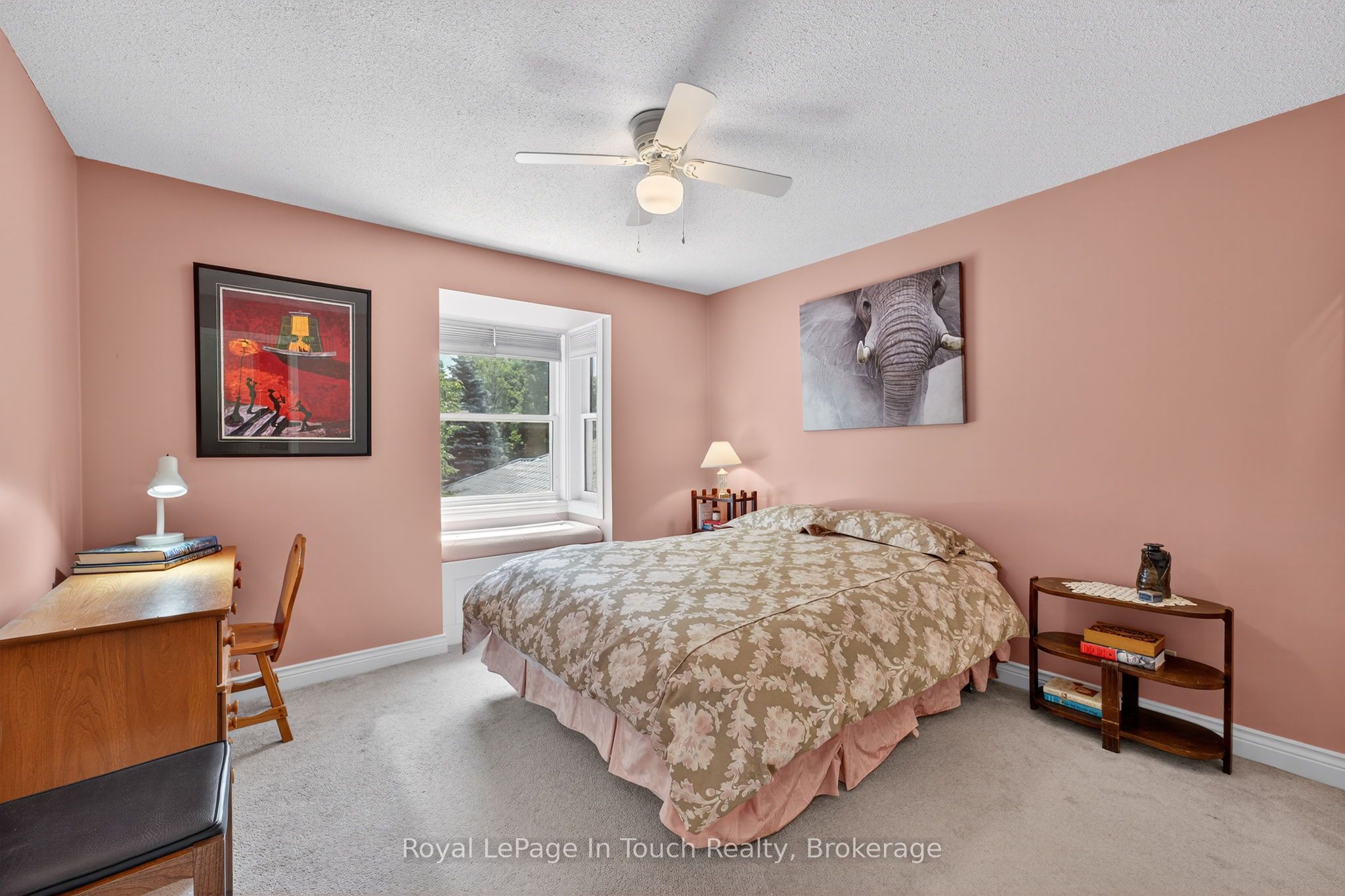 56 Robert Street E Property Photo 23