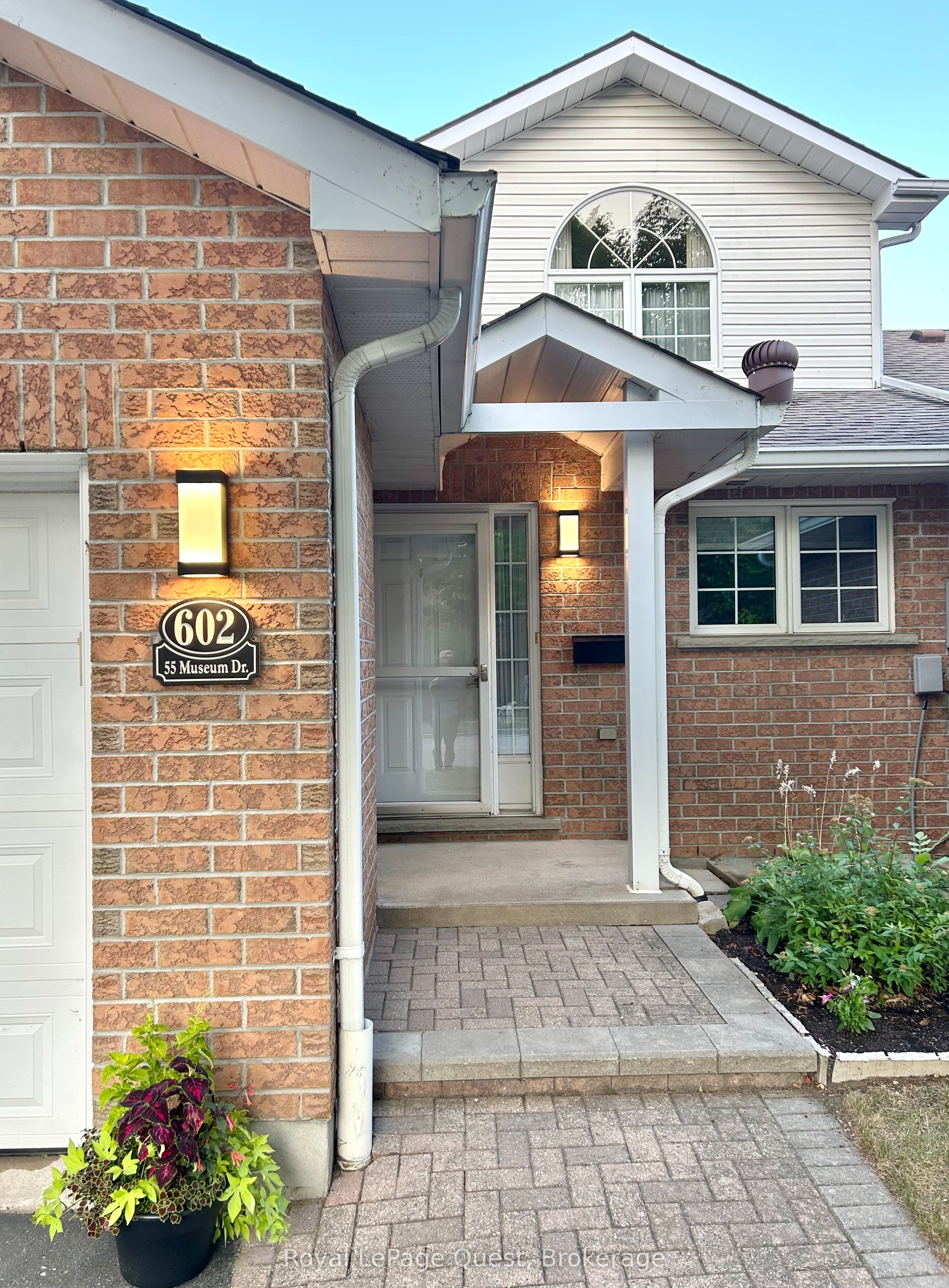 55 Museum Drive 602 Property Photo 2