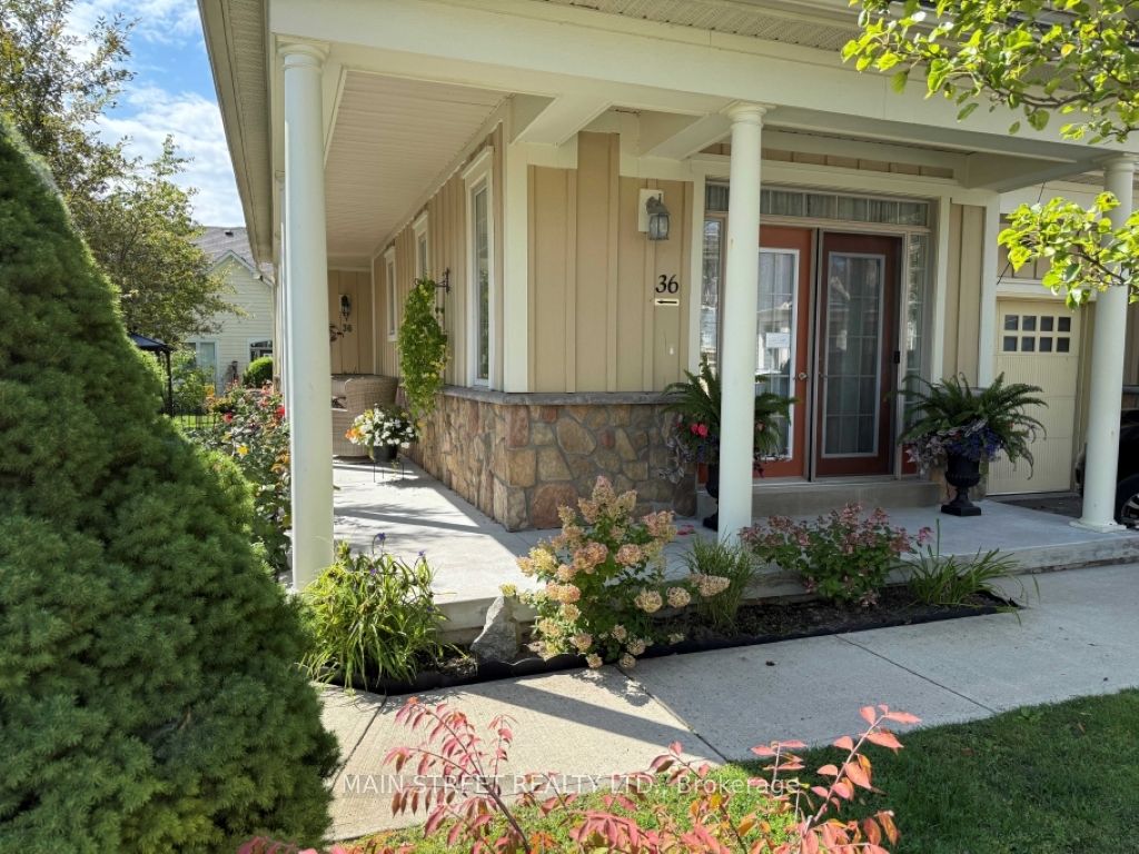 36 Savannah Crescent Property Photo 4