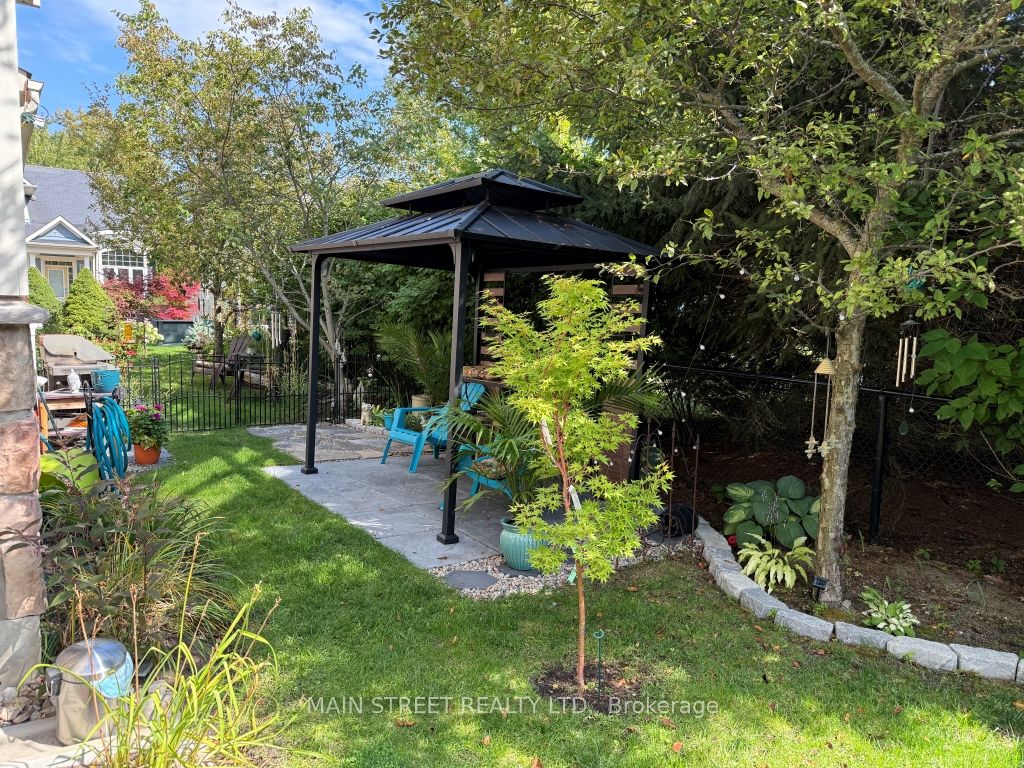 36 Savannah Crescent Property Photo 9