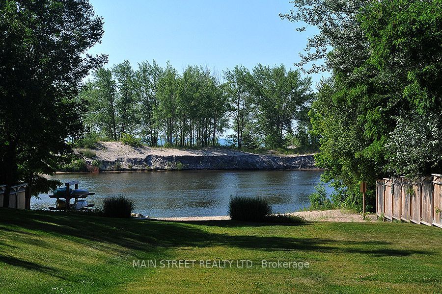 36 Savannah Crescent Property Photo 13