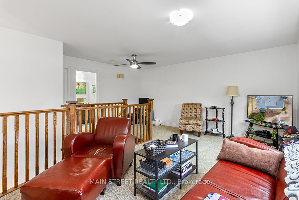 36 Savannah Crescent Property Photo 30