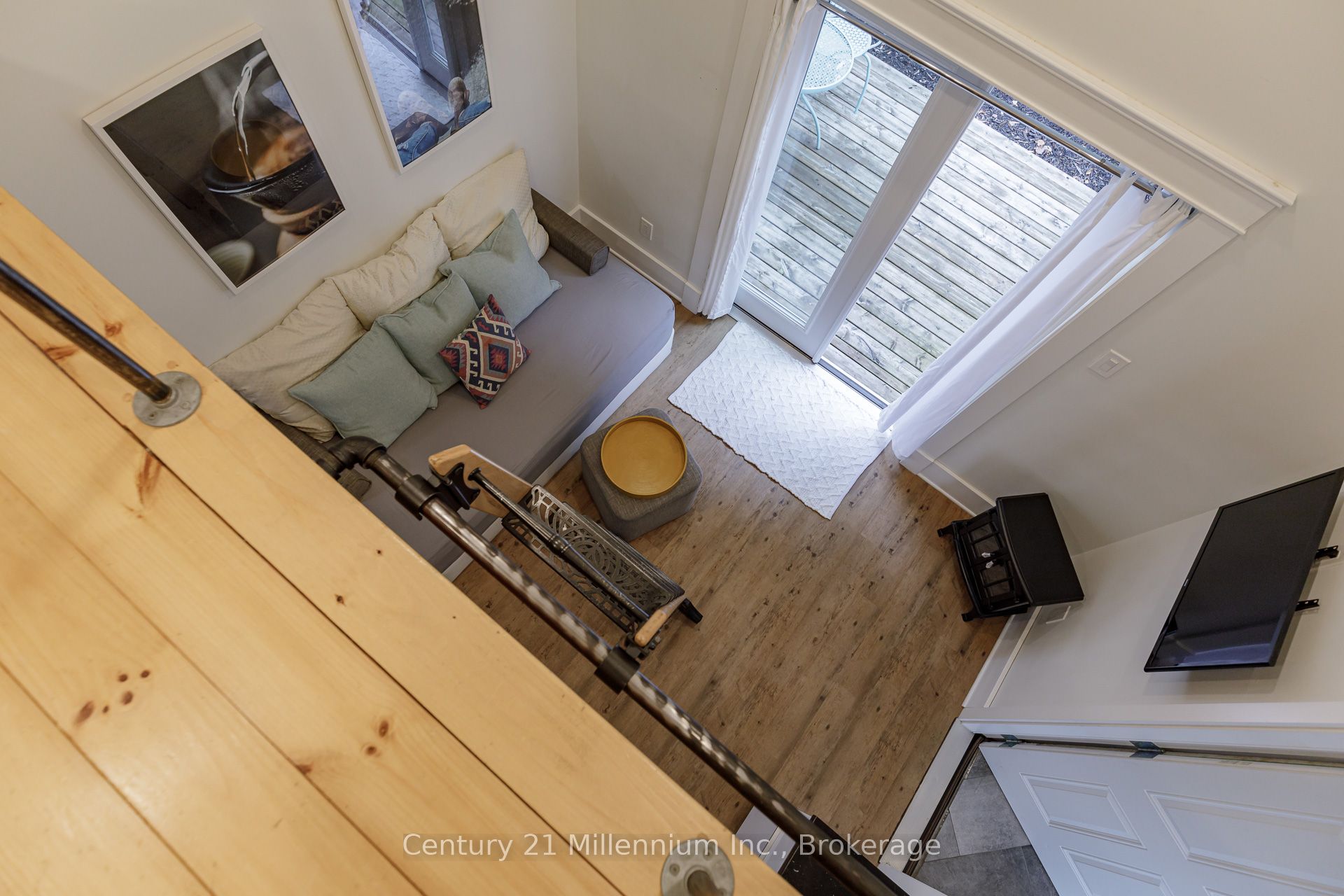 421 Napier Street Property Photo 14