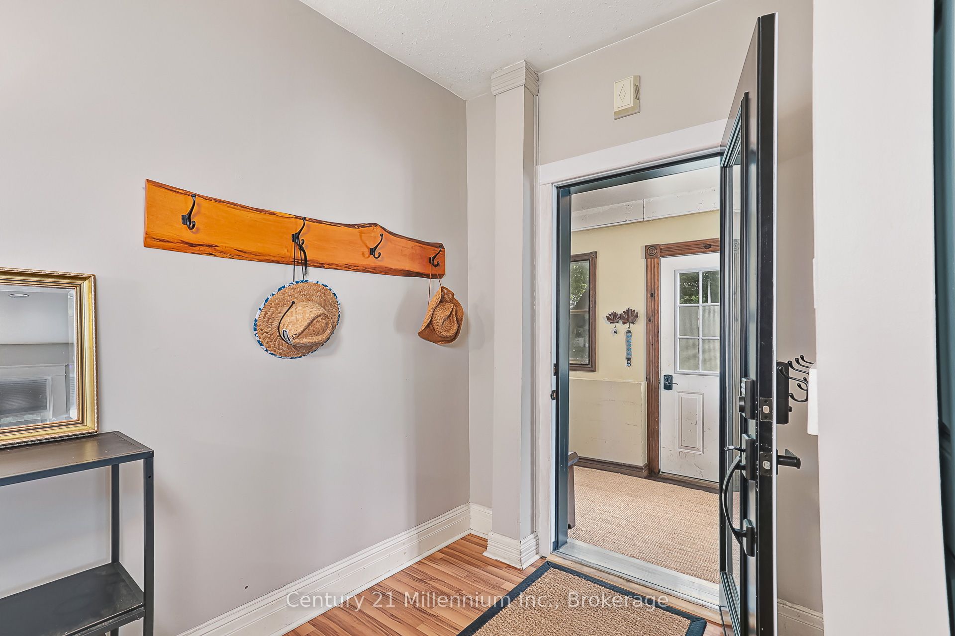 421 Napier Street Property Photo 17