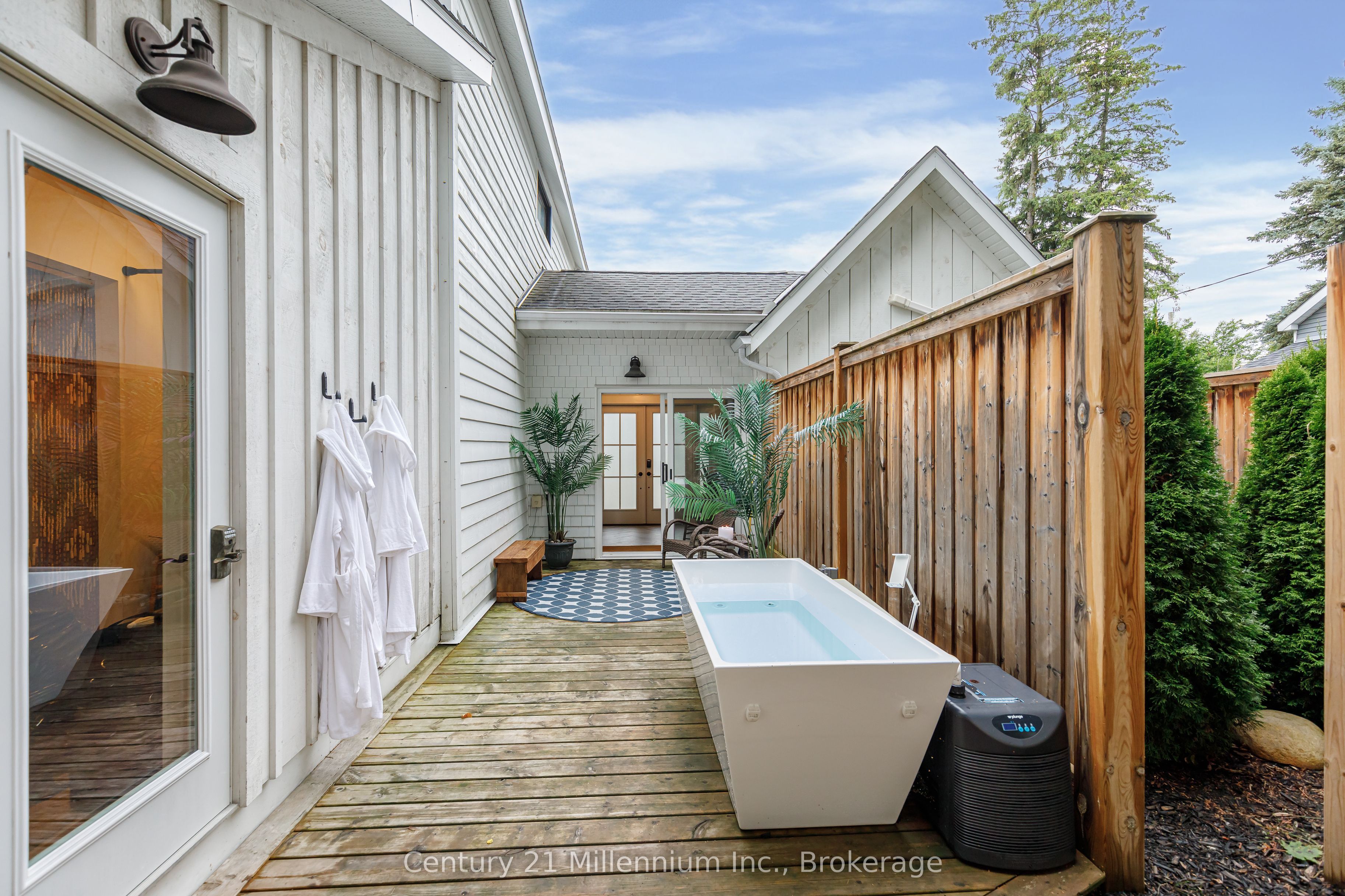 421 Napier Street Property Photo 20