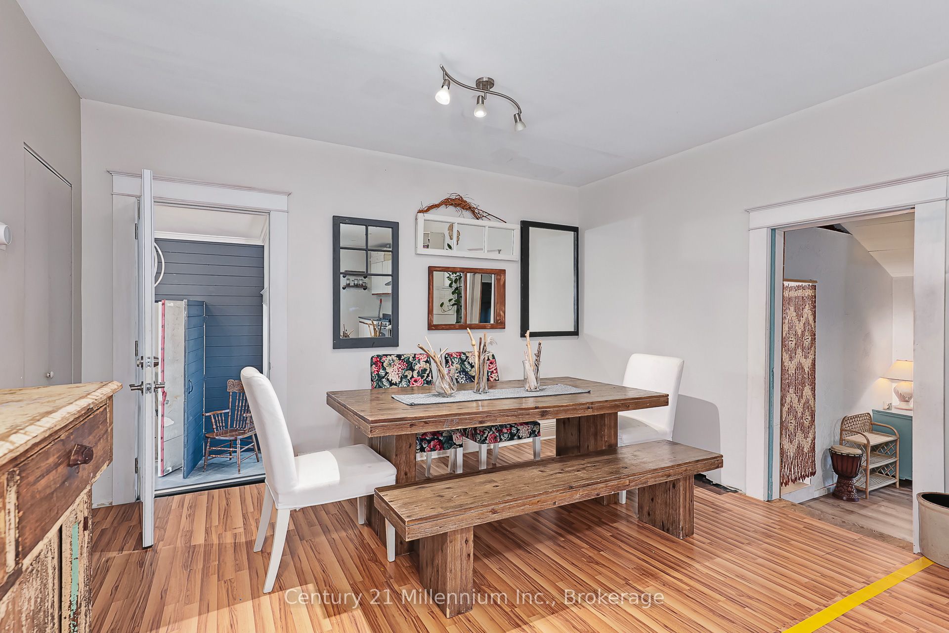 421 Napier Street Property Photo 27