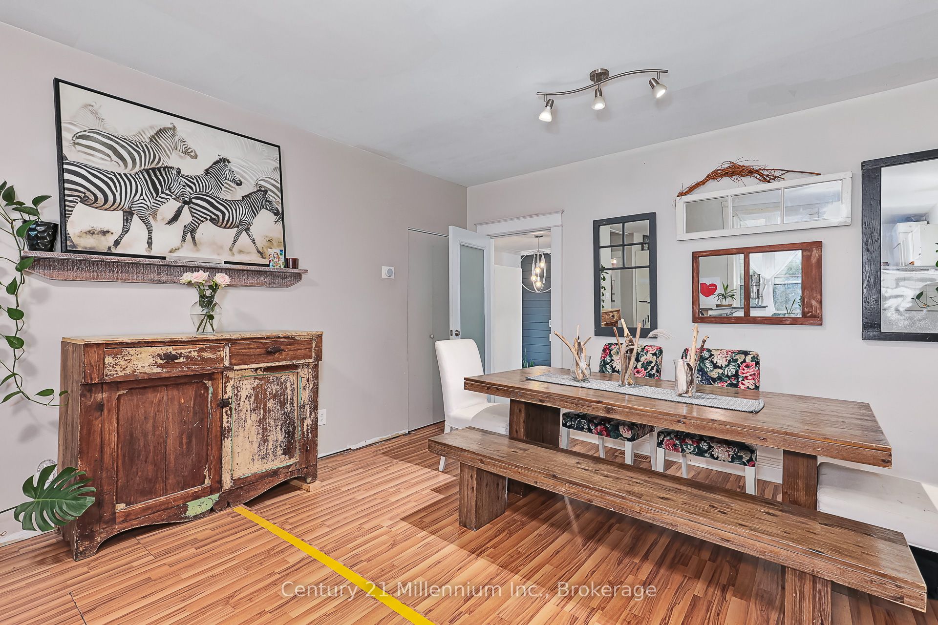 421 Napier Street Property Photo 28