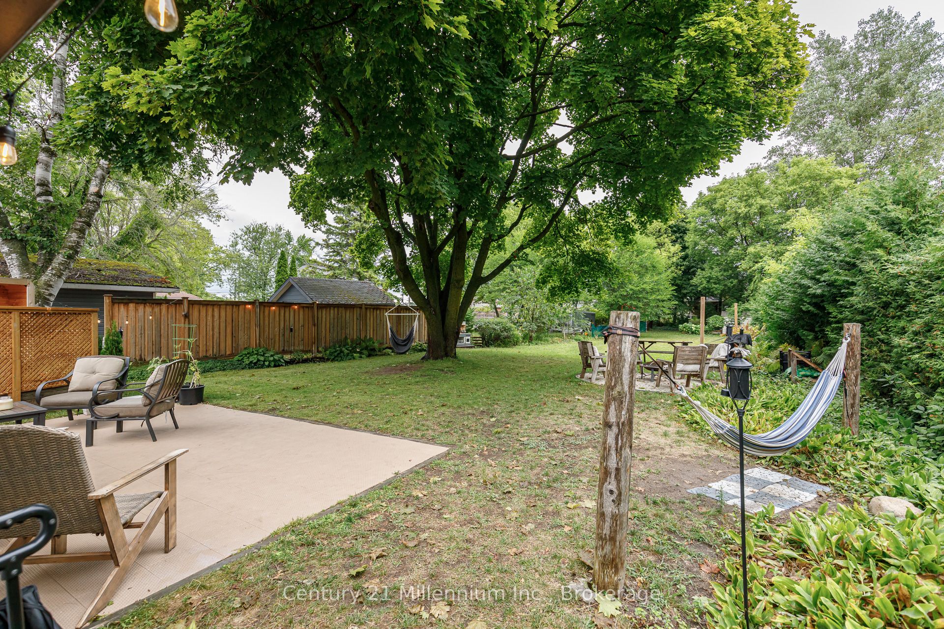 421 Napier Street Property Photo 49