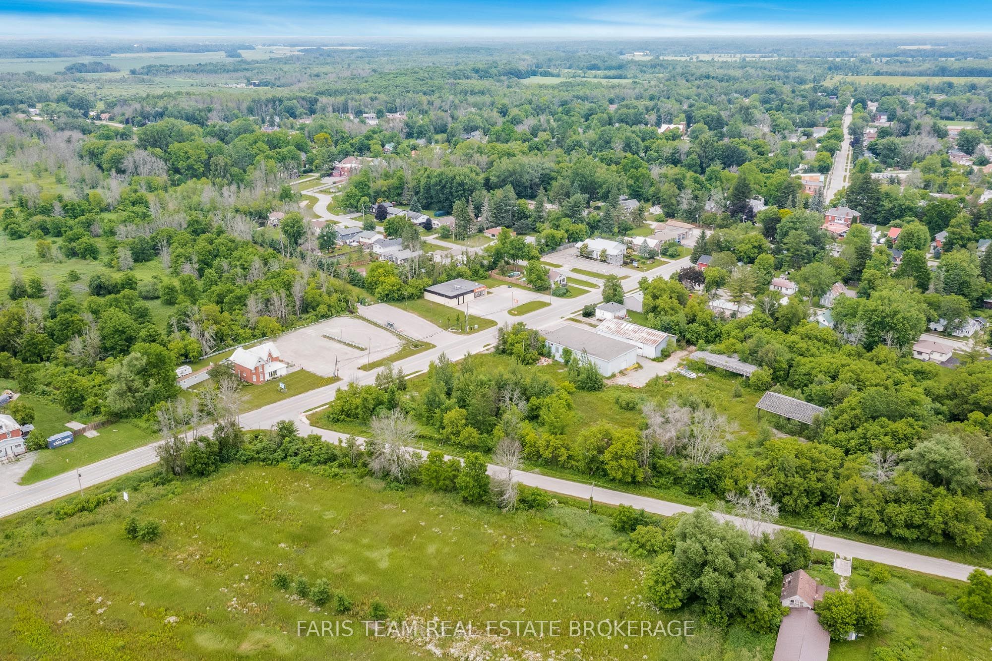 19 Sturgeon Bay Road Property Photo 7