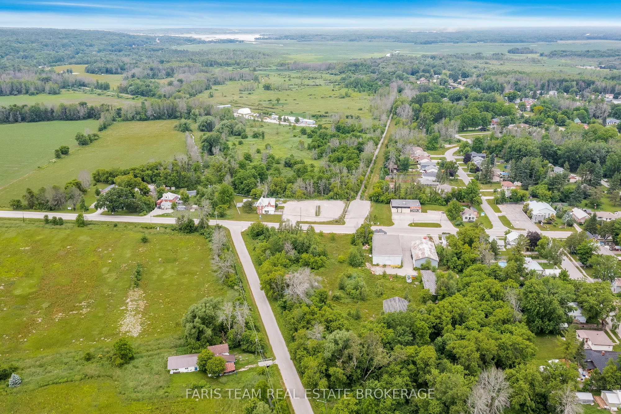 19 Sturgeon Bay Road Property Photo 8