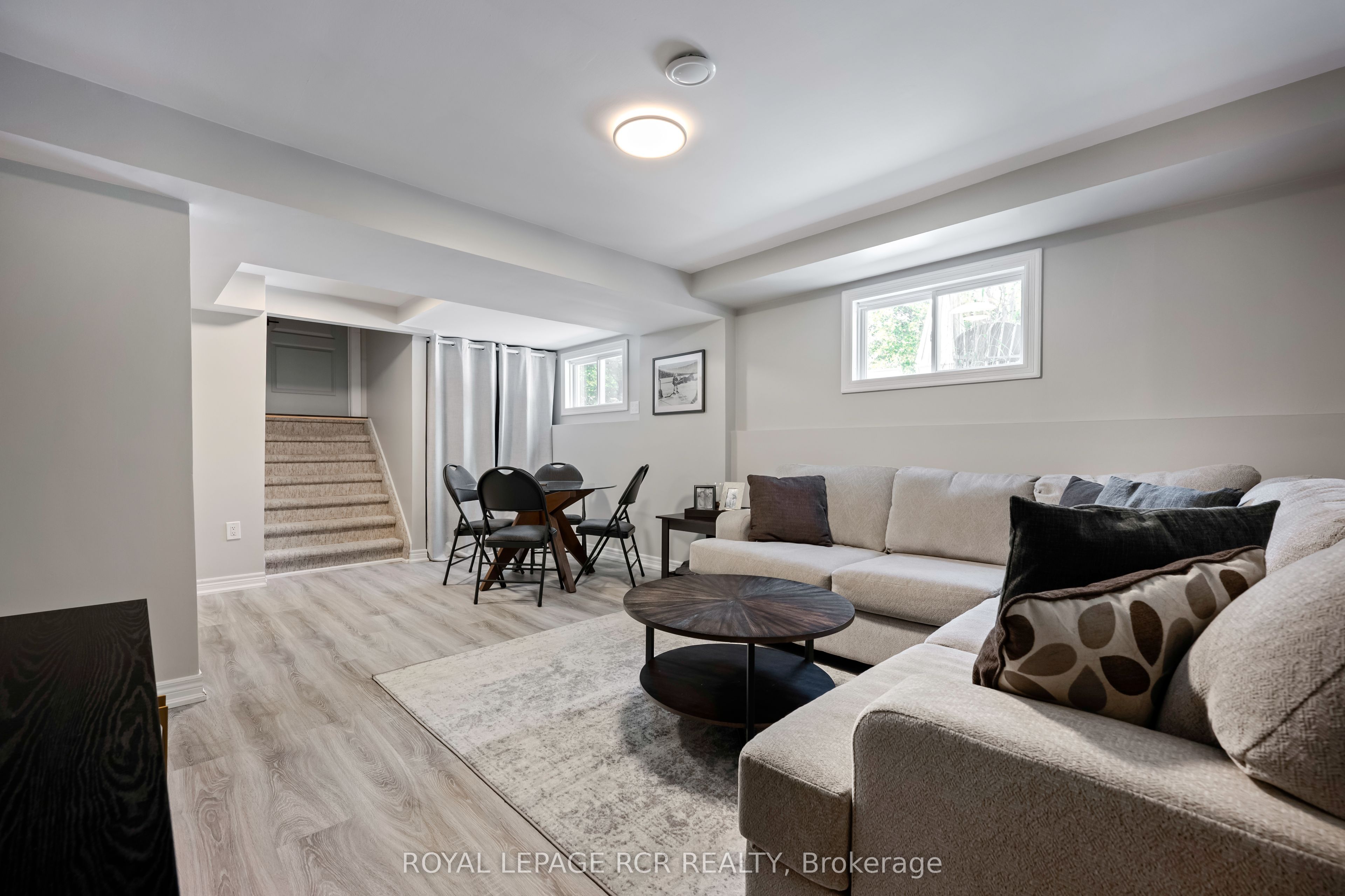 2534 Sunnidale Road Property Photo 30