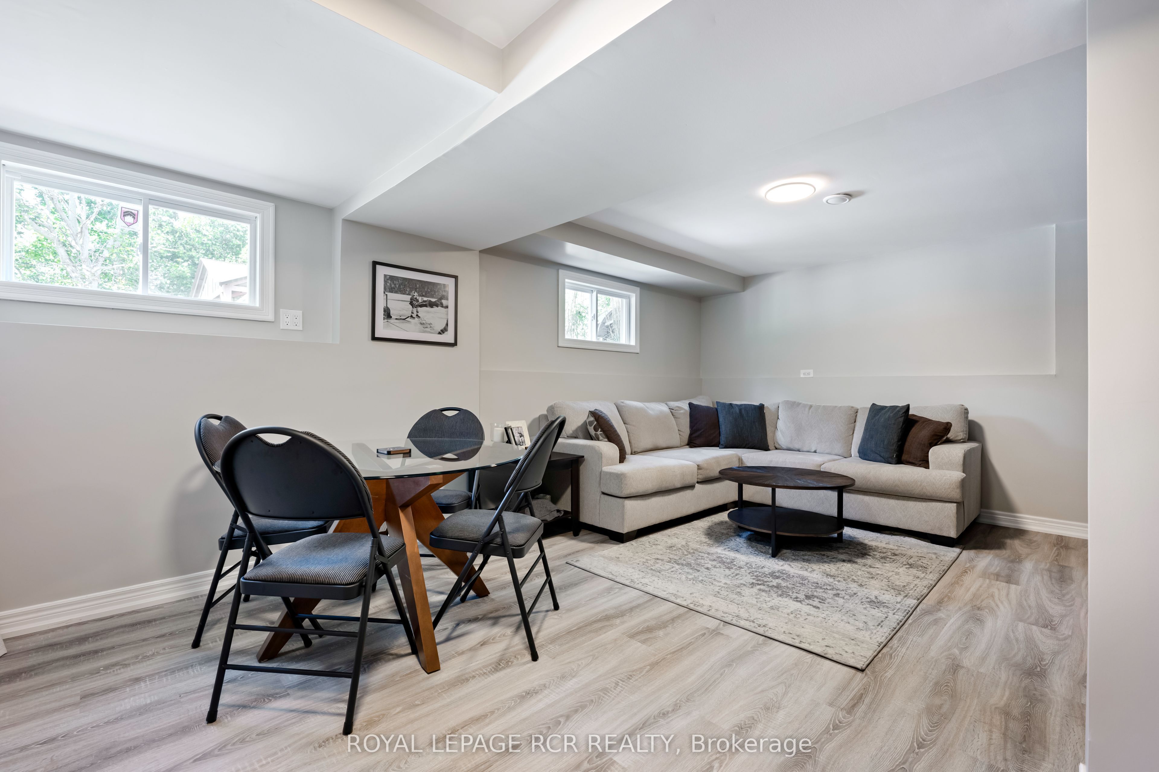 2534 Sunnidale Road Property Photo 31