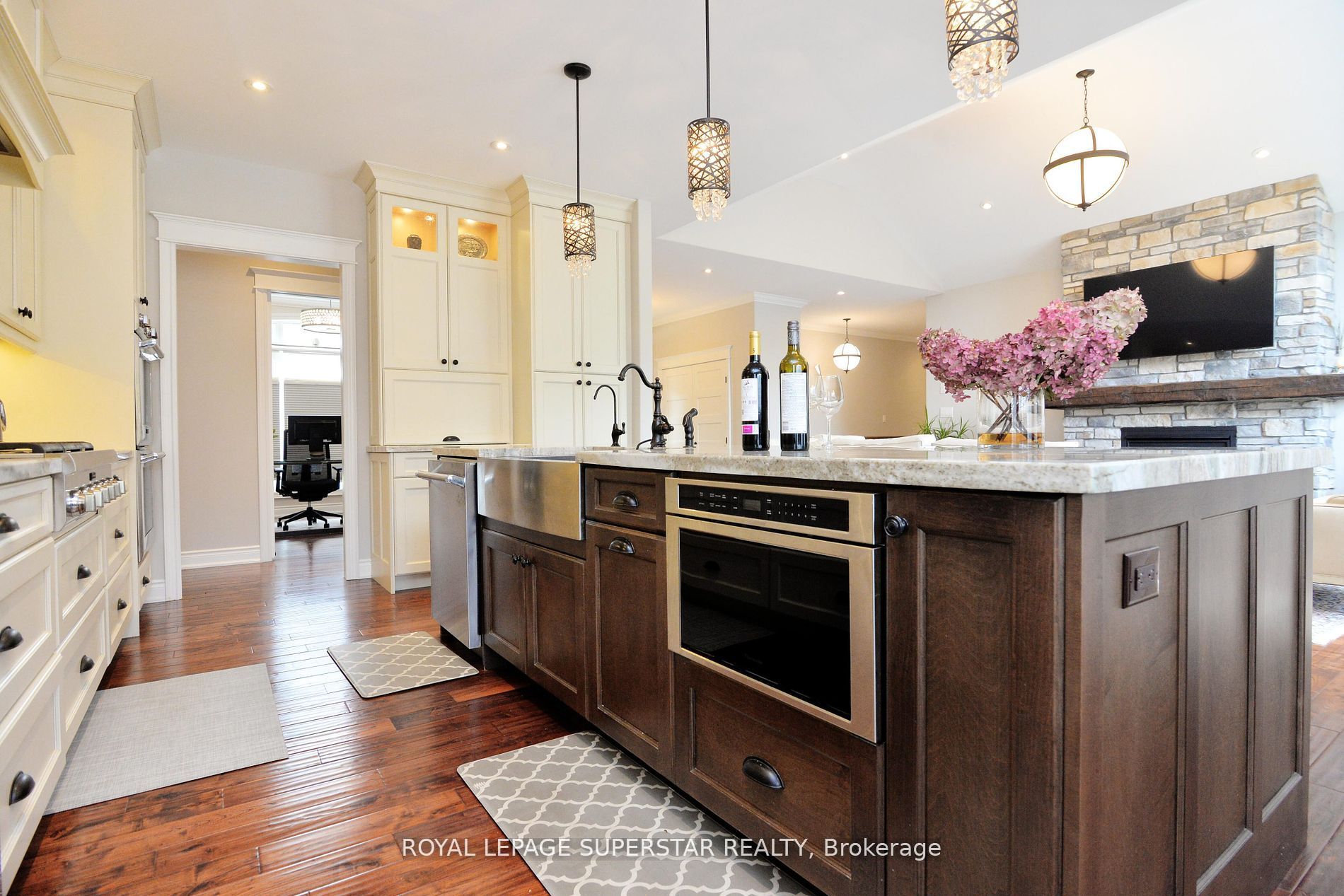 9 Black Creek Trail Property Photo 12