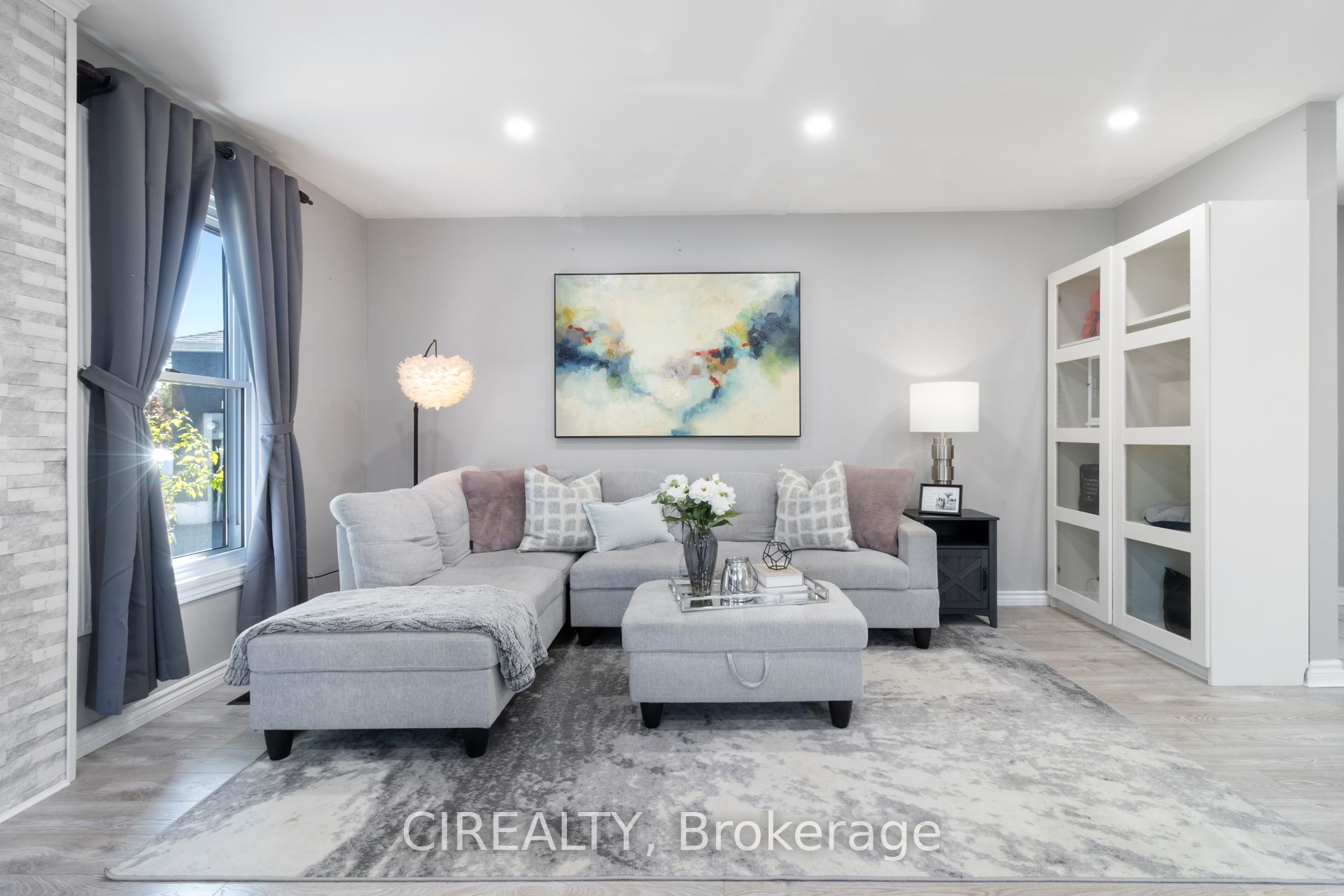 53 Christie Crescent Property Photo 8