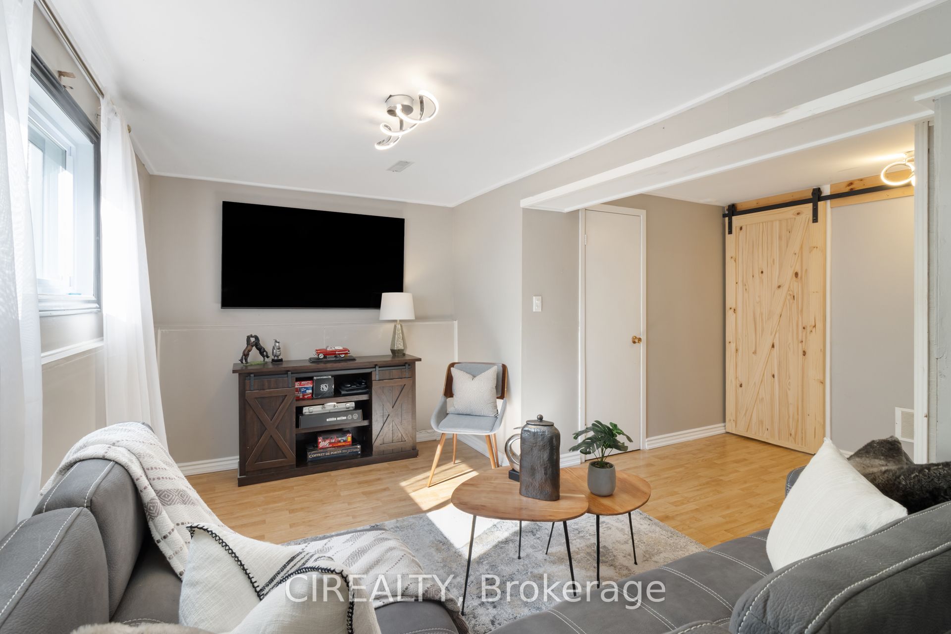 53 Christie Crescent Property Photo 24