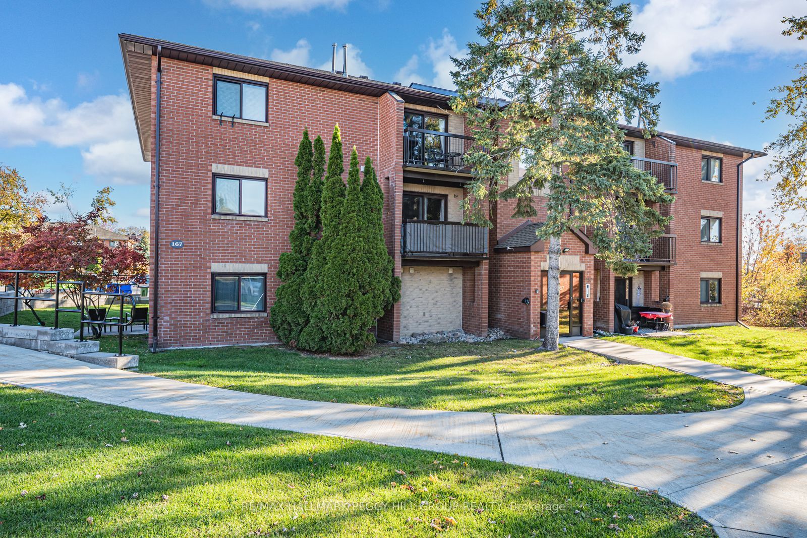 167 Edgehill Drive E9 Property Photo 1