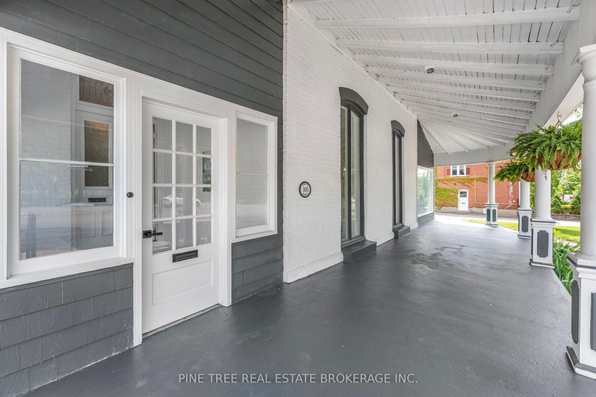 105 Toronto Street 1 Property Photo 2
