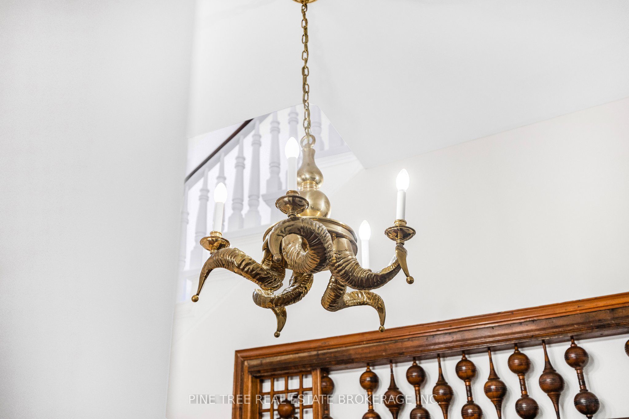 105 Toronto Street 1 Property Photo 7