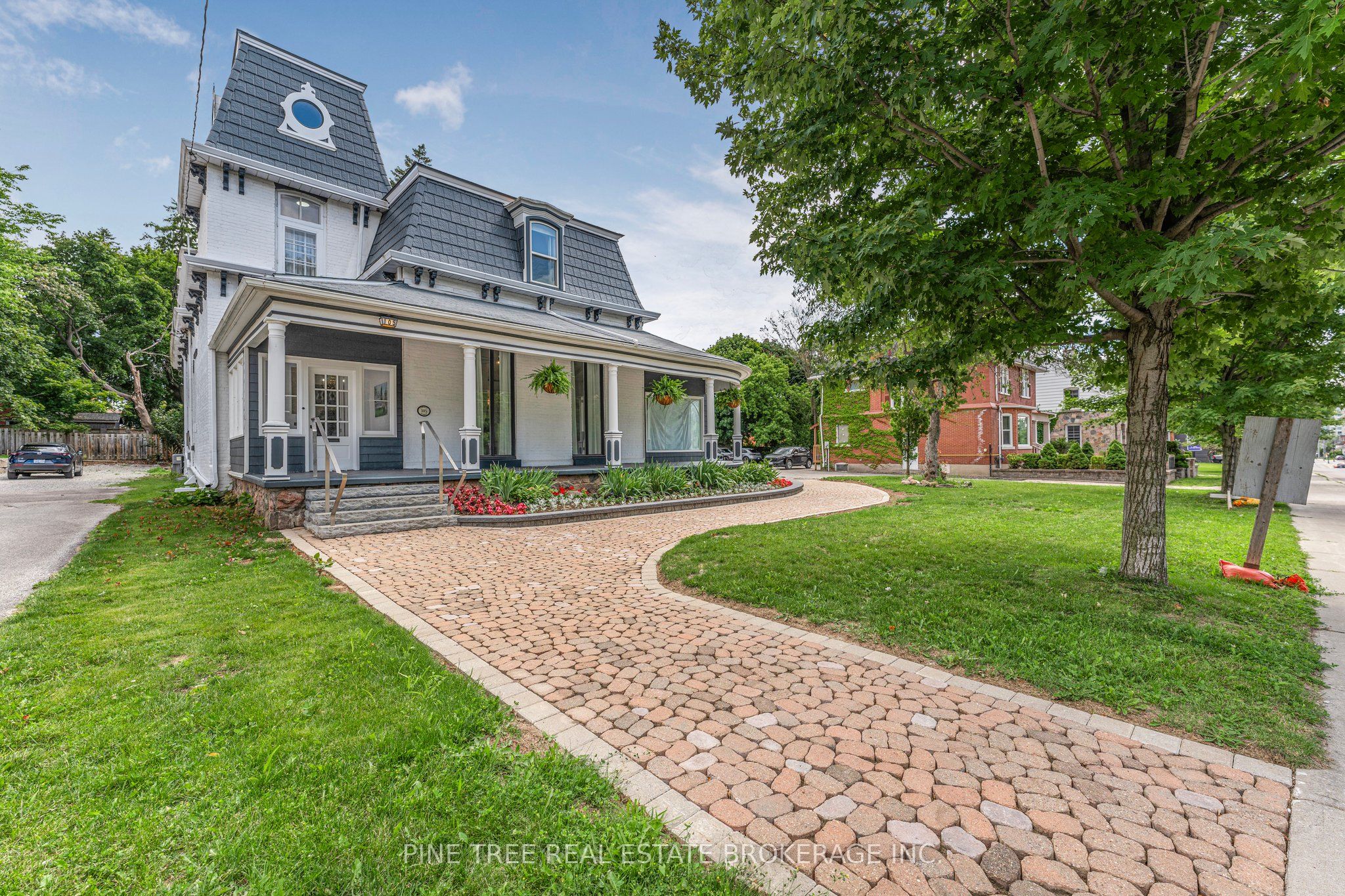 105 Toronto Street 1 Property Photo 14