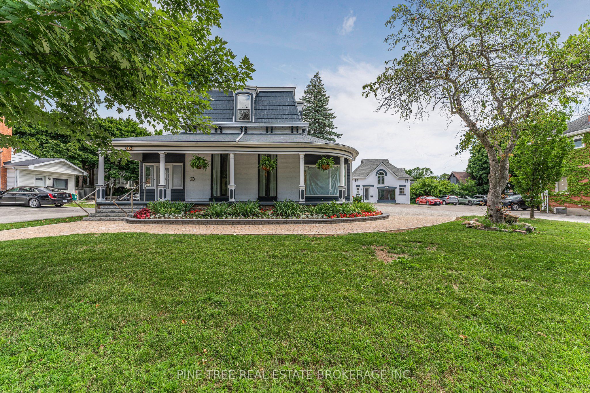 105 Toronto Street 1 Property Photo 15