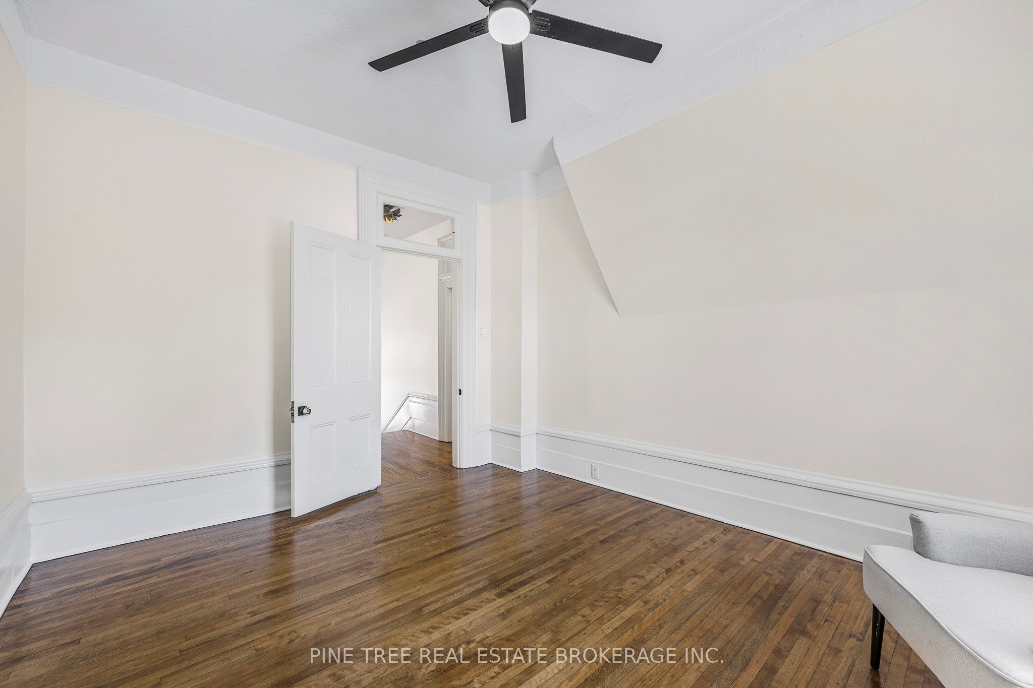 105 Toronto Street 1 Property Photo 17