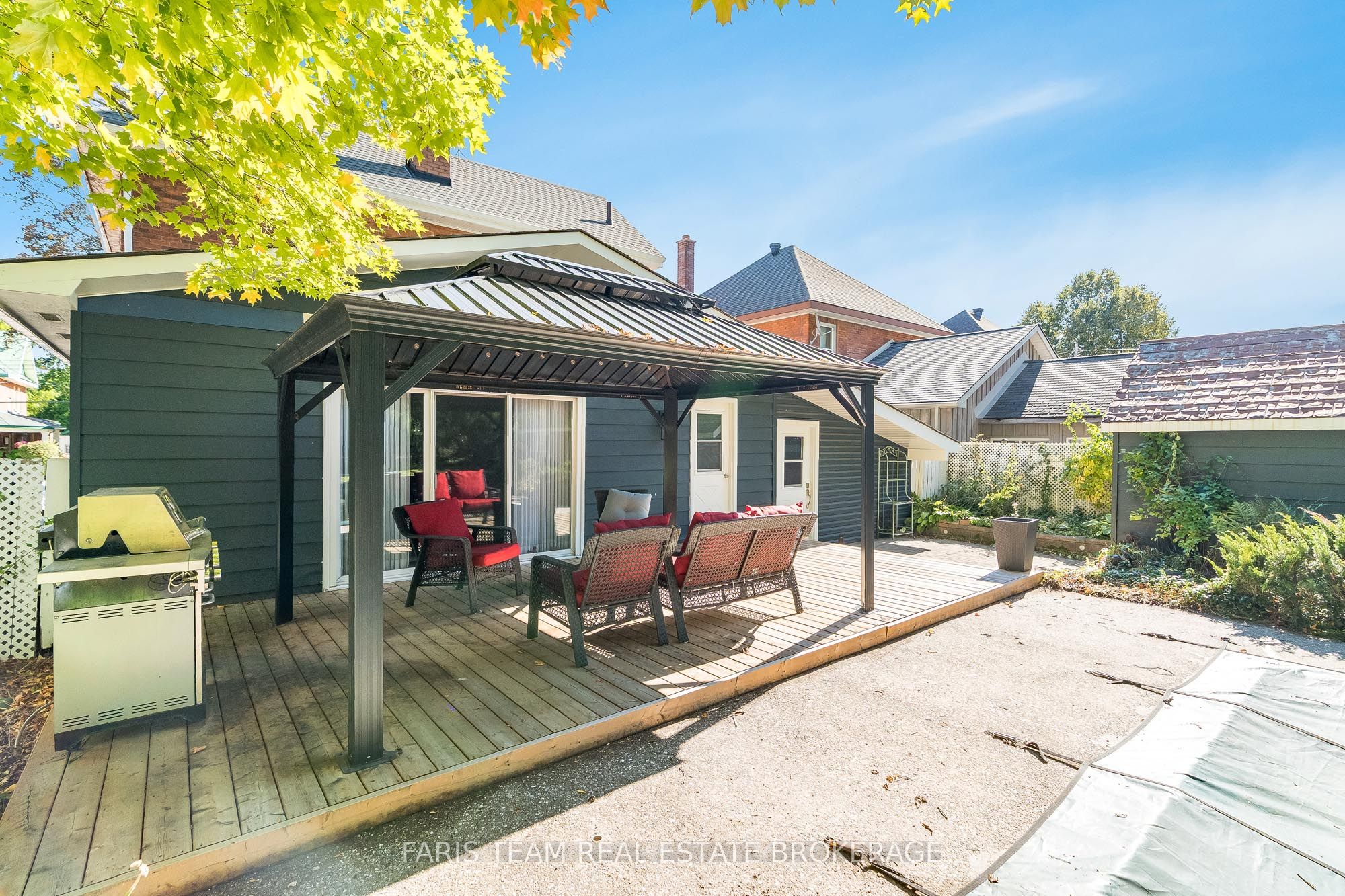 404 Manly Street Property Photo 33