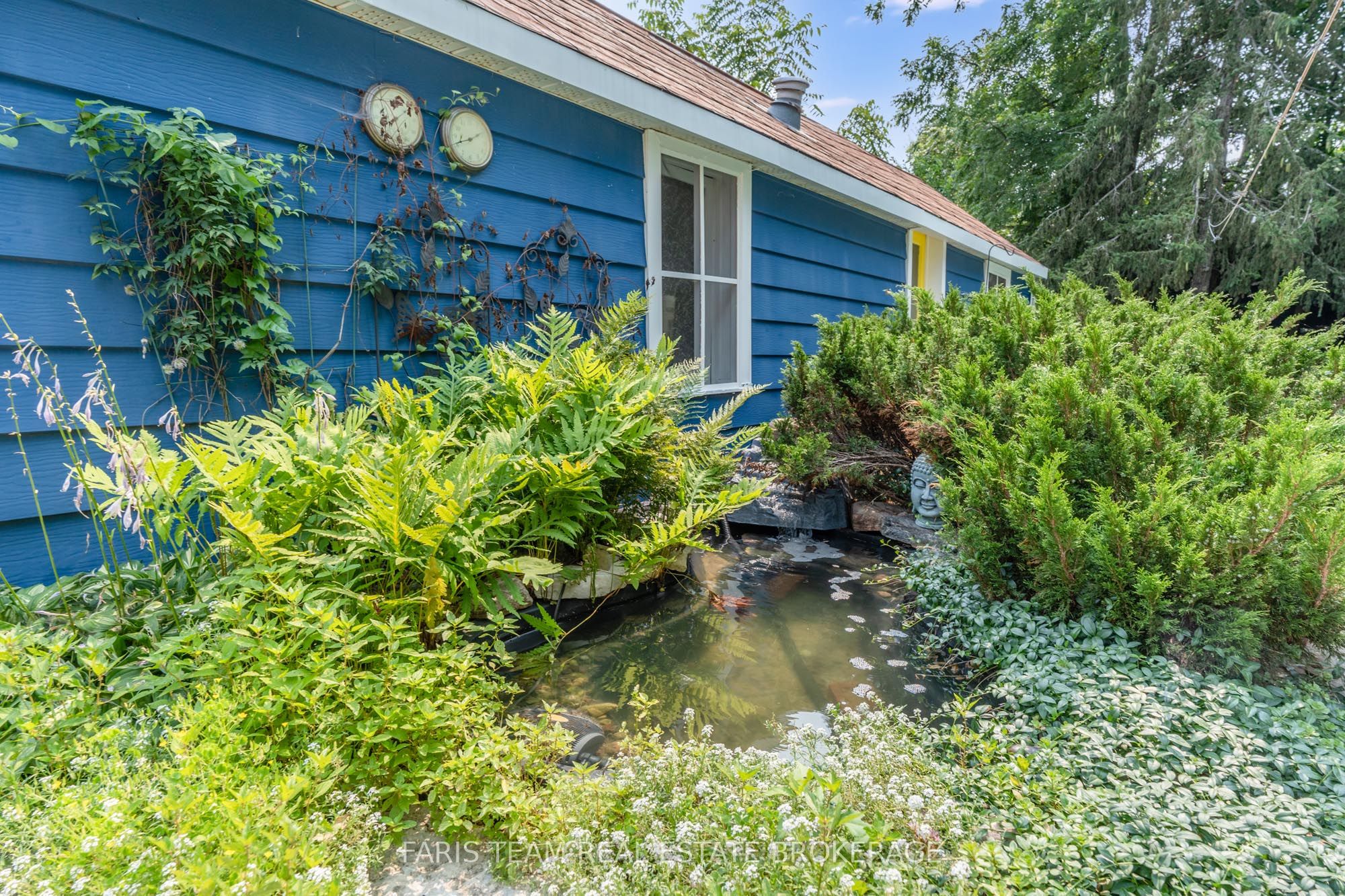 404 Manly Street Property Photo 35