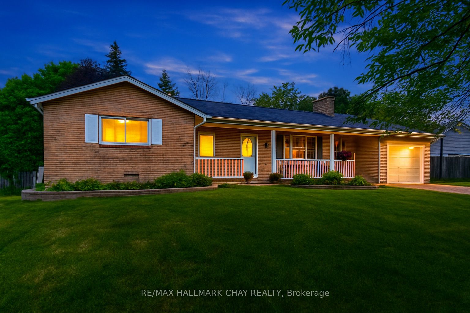 4049 Bayview Avenue Property Photo 1