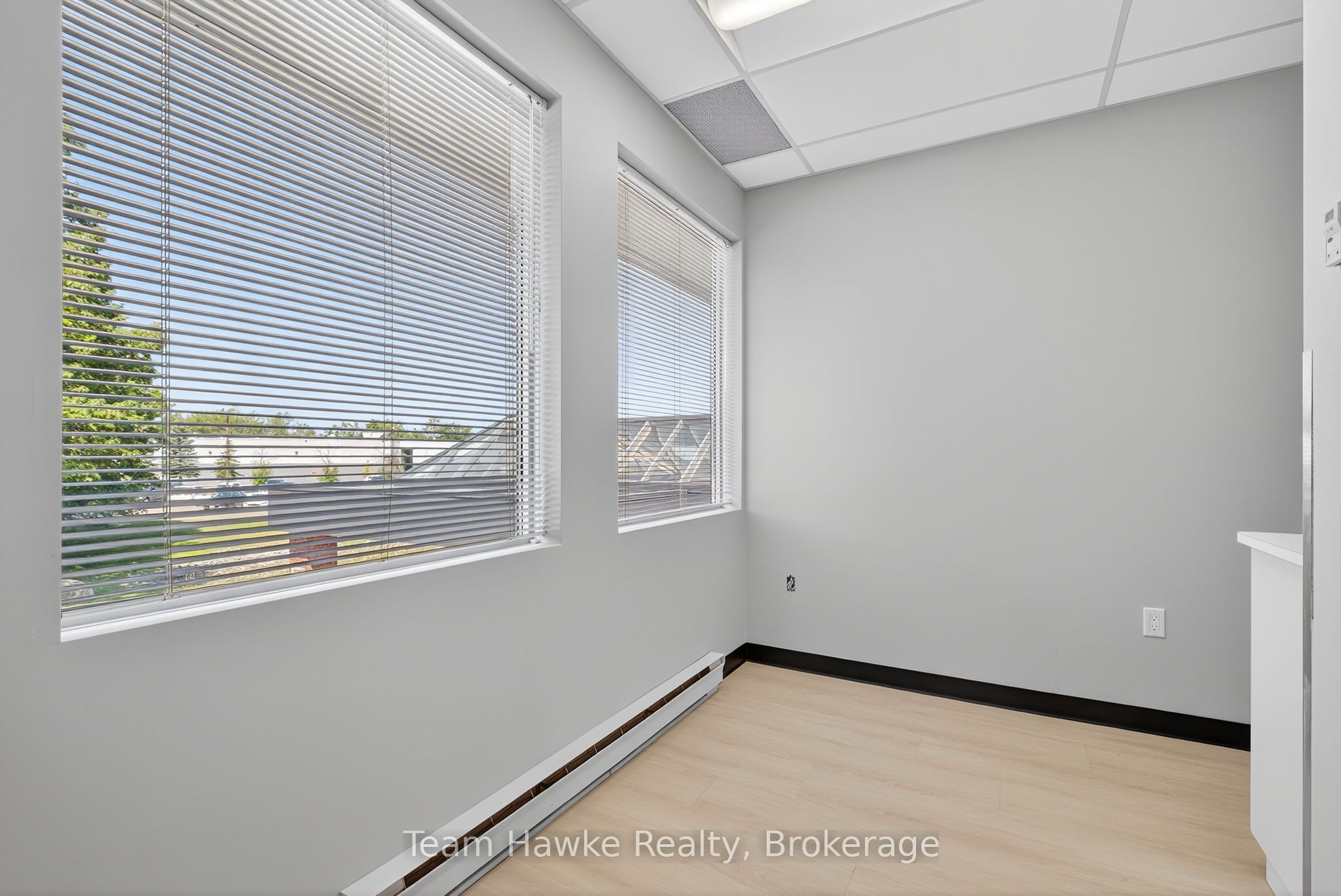 240 Penetanguishene Road 204 Property Photo 29