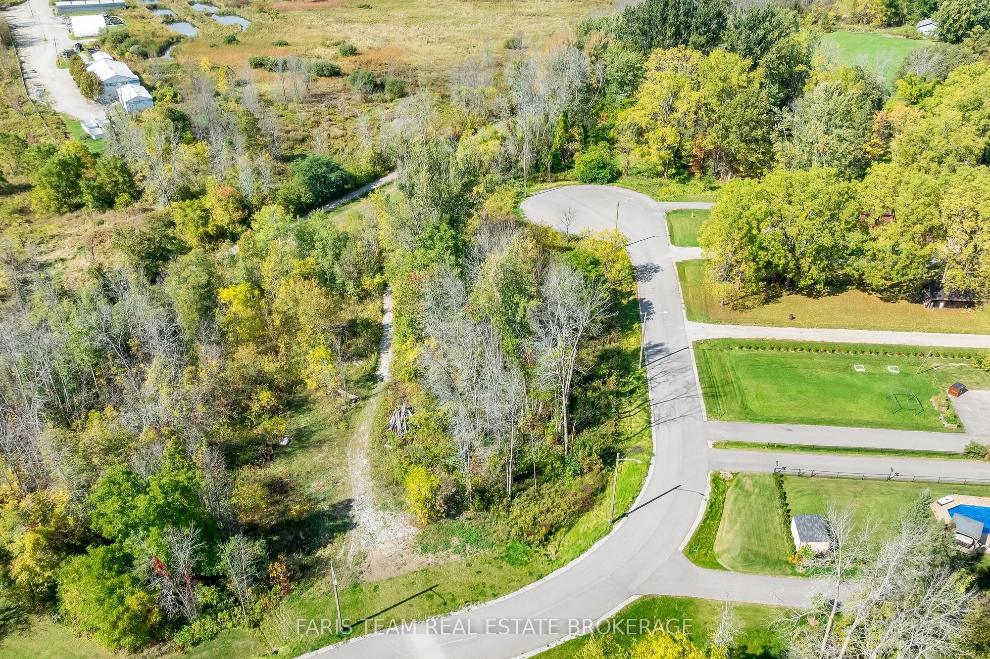 7 Reinbird St Property Photo 2