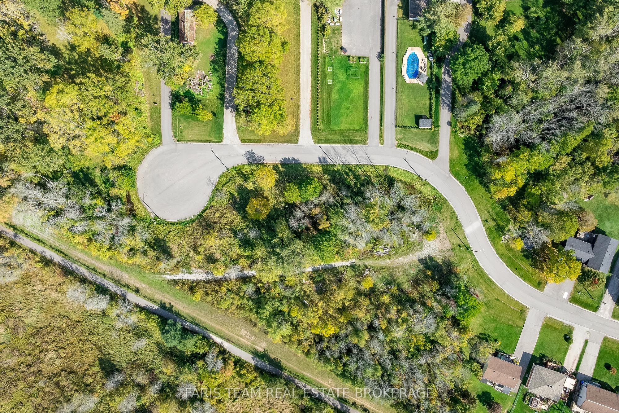 7 Reinbird St Property Photo 4