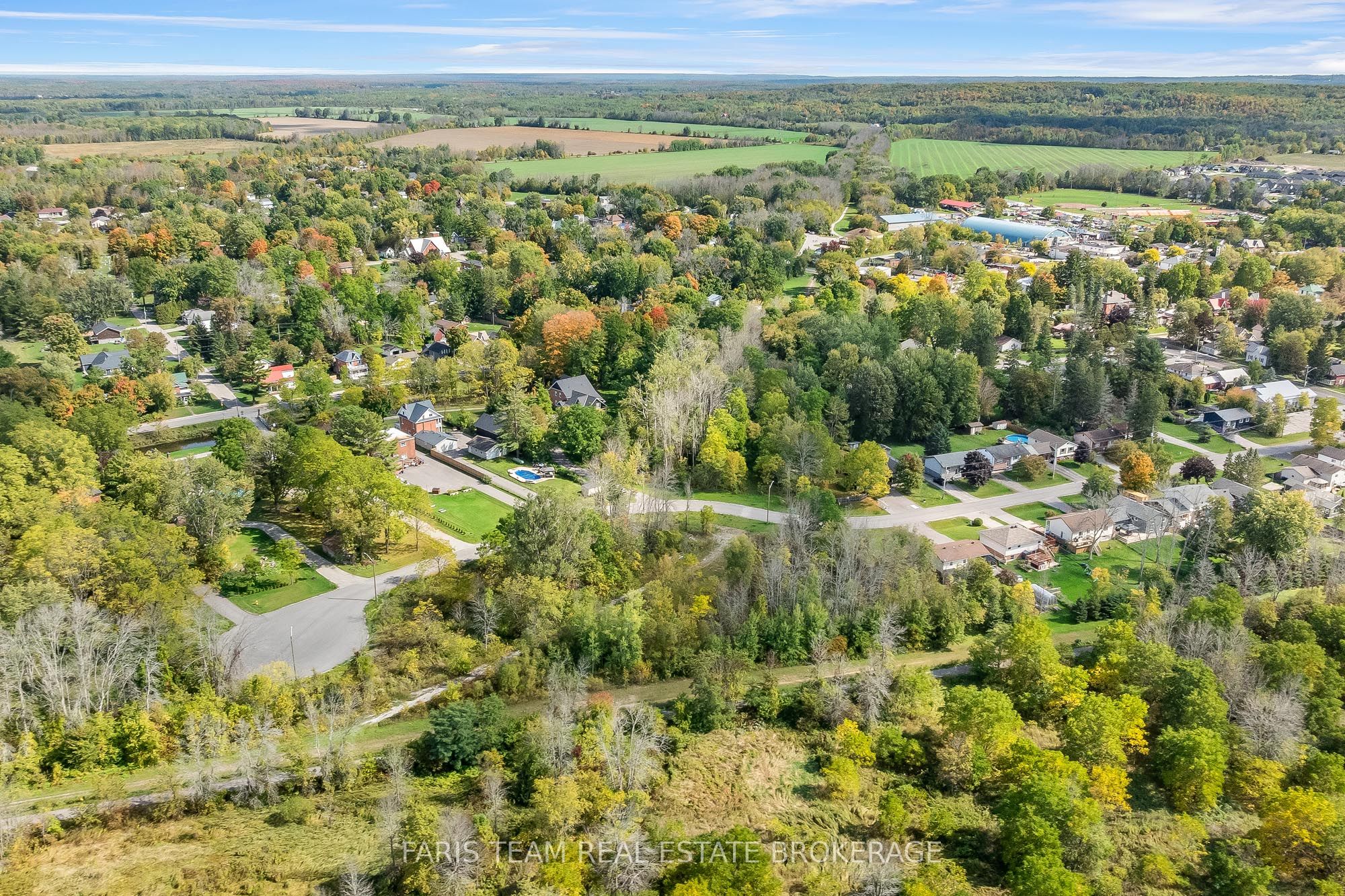 7 Reinbird St Property Photo 7