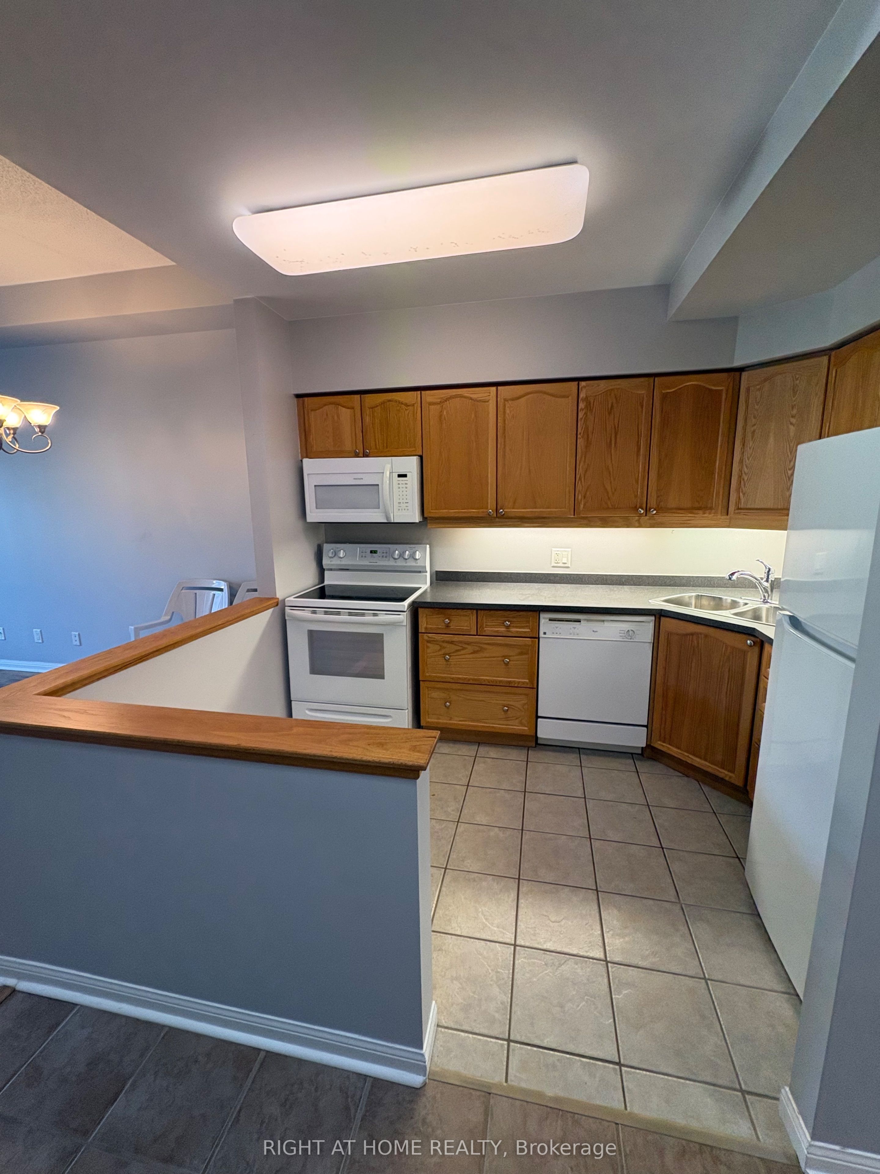90 Dean Avenue 101 Property Photo 32