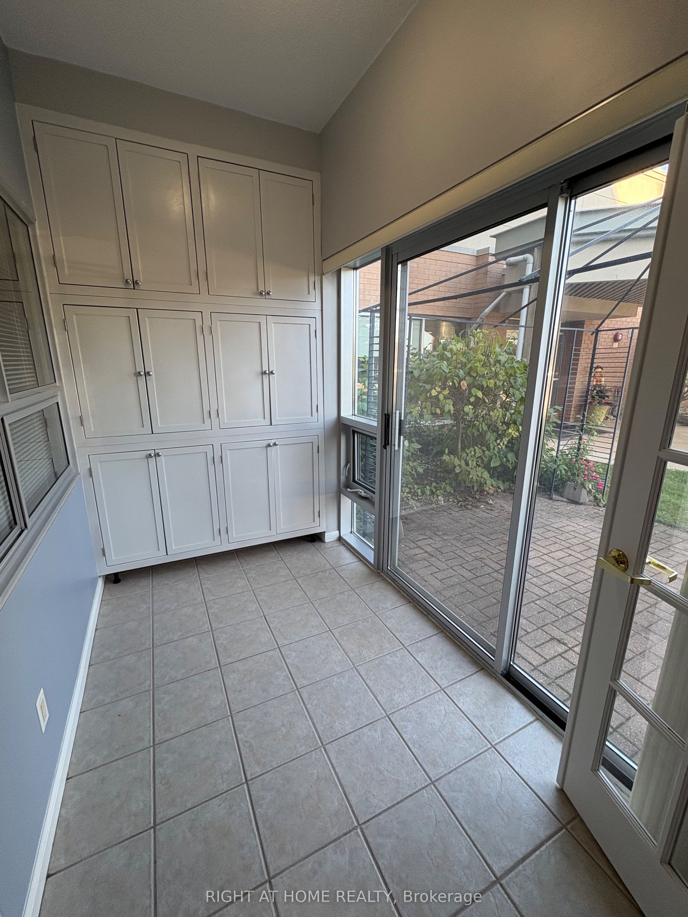 90 Dean Avenue 101 Property Photo 35