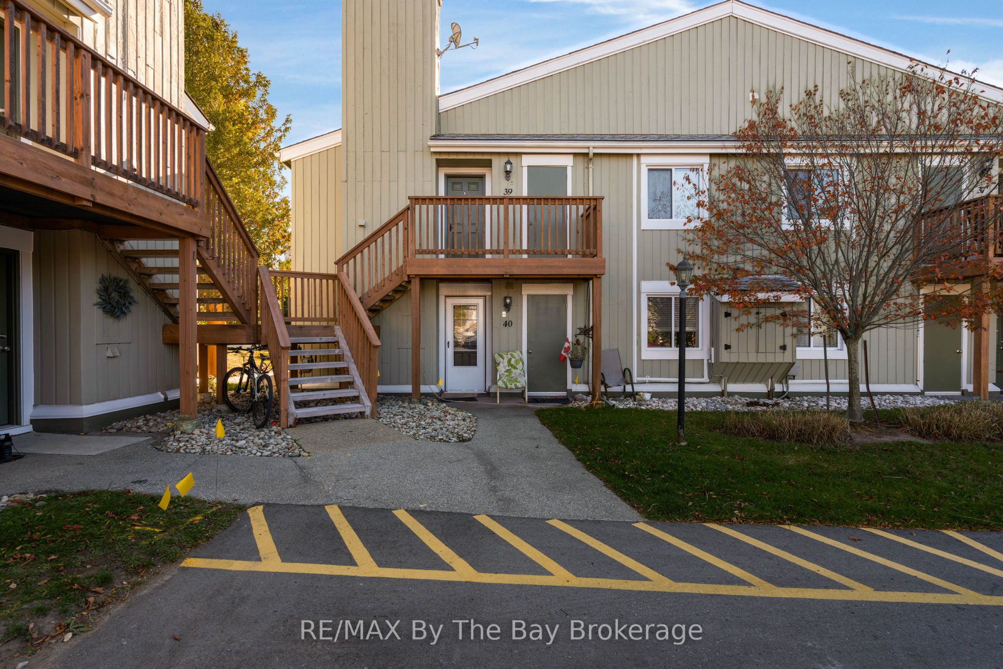 19 Dawson Dr Property Photo 1