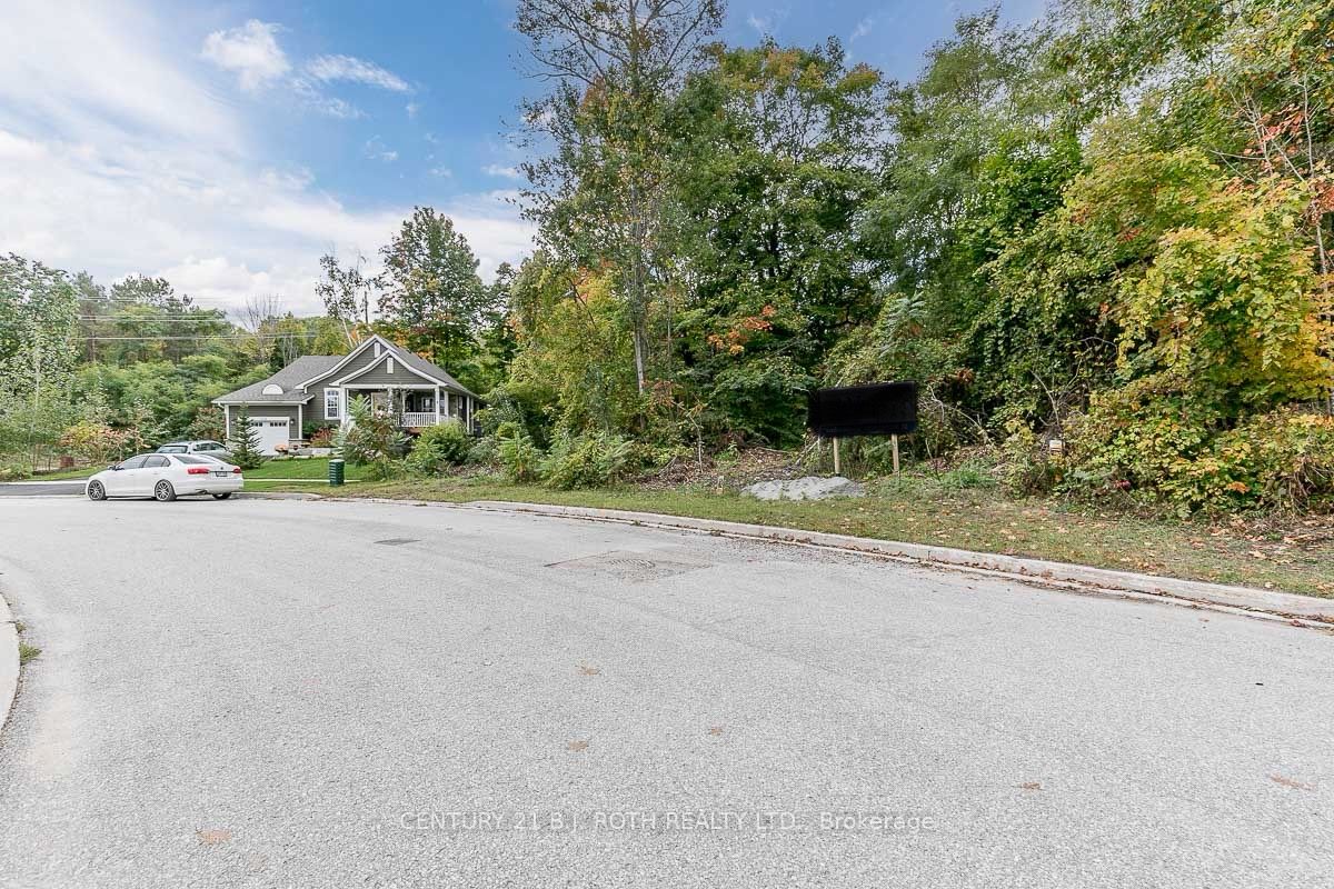 548 Taylor Dr Property Photo 1